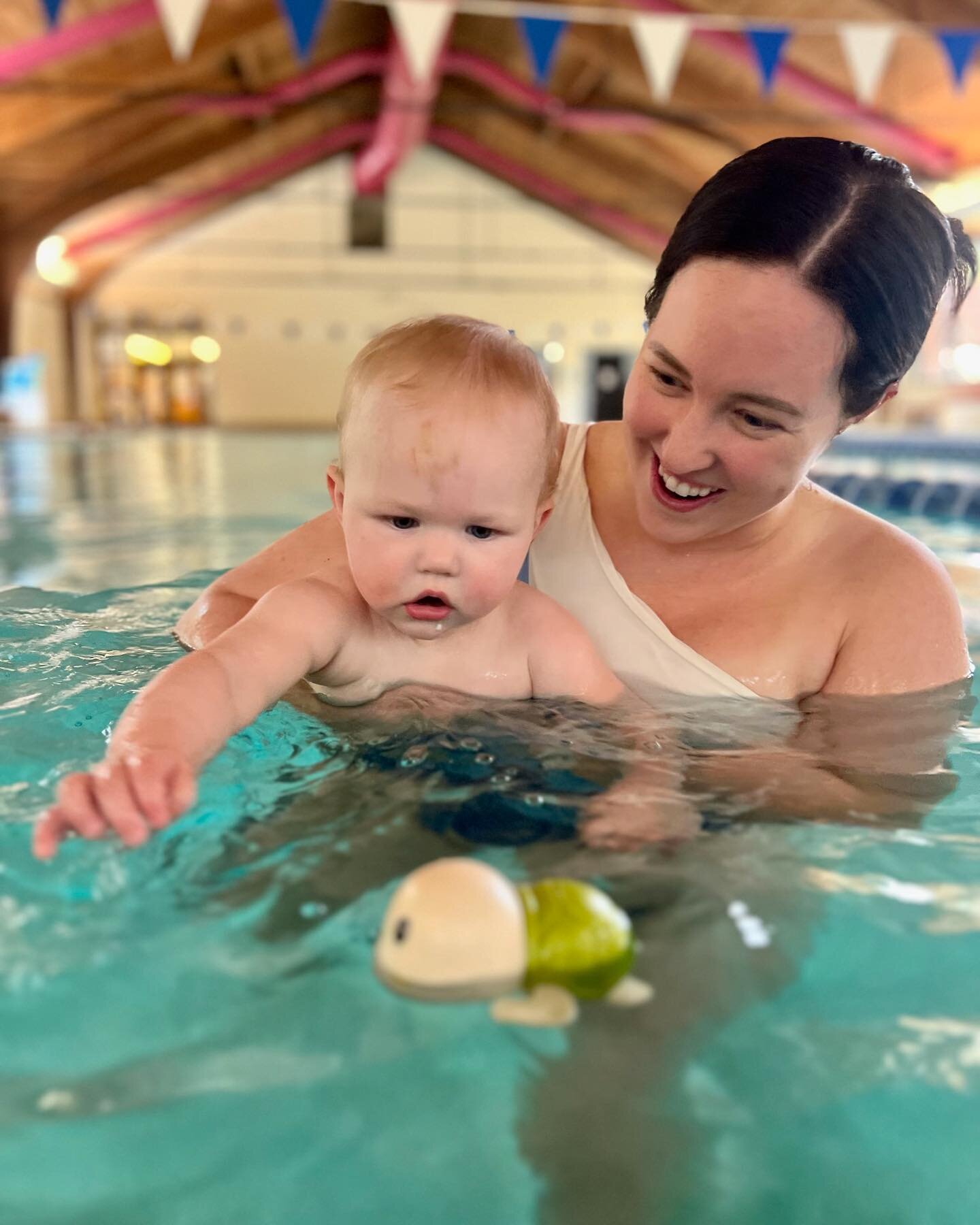Starting swim lessons with your infant can be so beneficial! Here&rsquo;s why: 

🌟 Early exposure to water helps infants become more familiar and comfortable in water environments. This can contribute to developing essential water safety skills and 