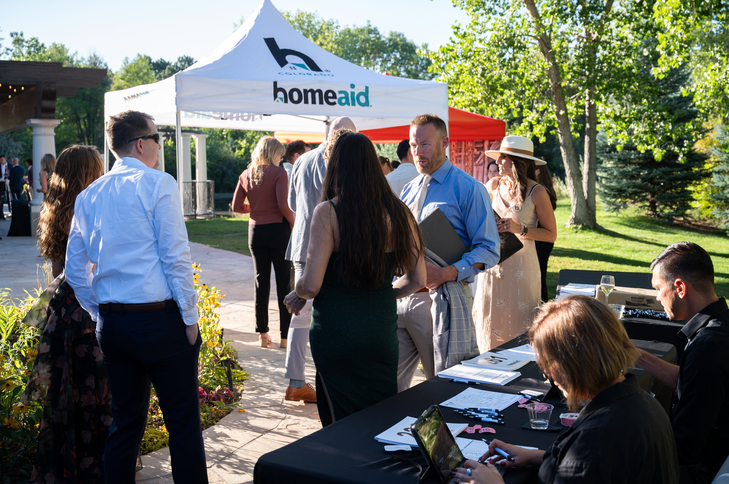 homeaid-colorado-growlers-and-grapes-2026_32.webp