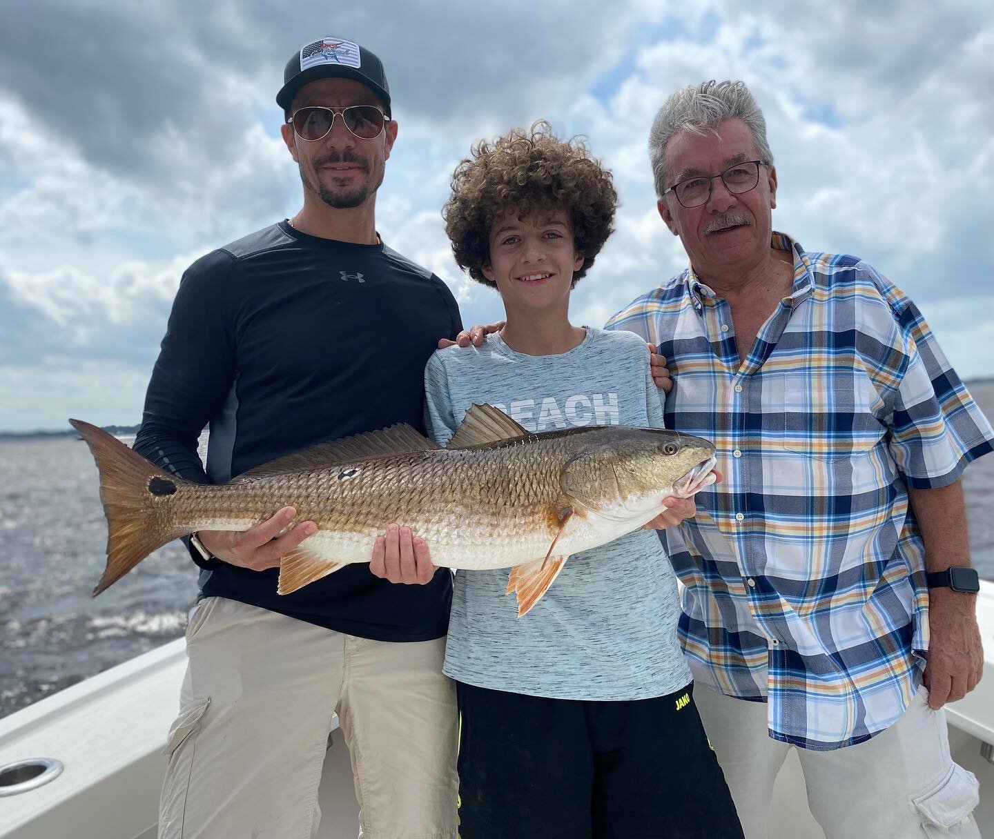 Absolute blast with the Langhof&rsquo;s. Multiple oversized reds, handful of sheeps and the first flounder of the spring. Saw 68* surface temp on my way in this PM. It&rsquo;s fixing to fire off! Let&rsquo;s get after it! 

904-770-0577
Jaxbeachfishi