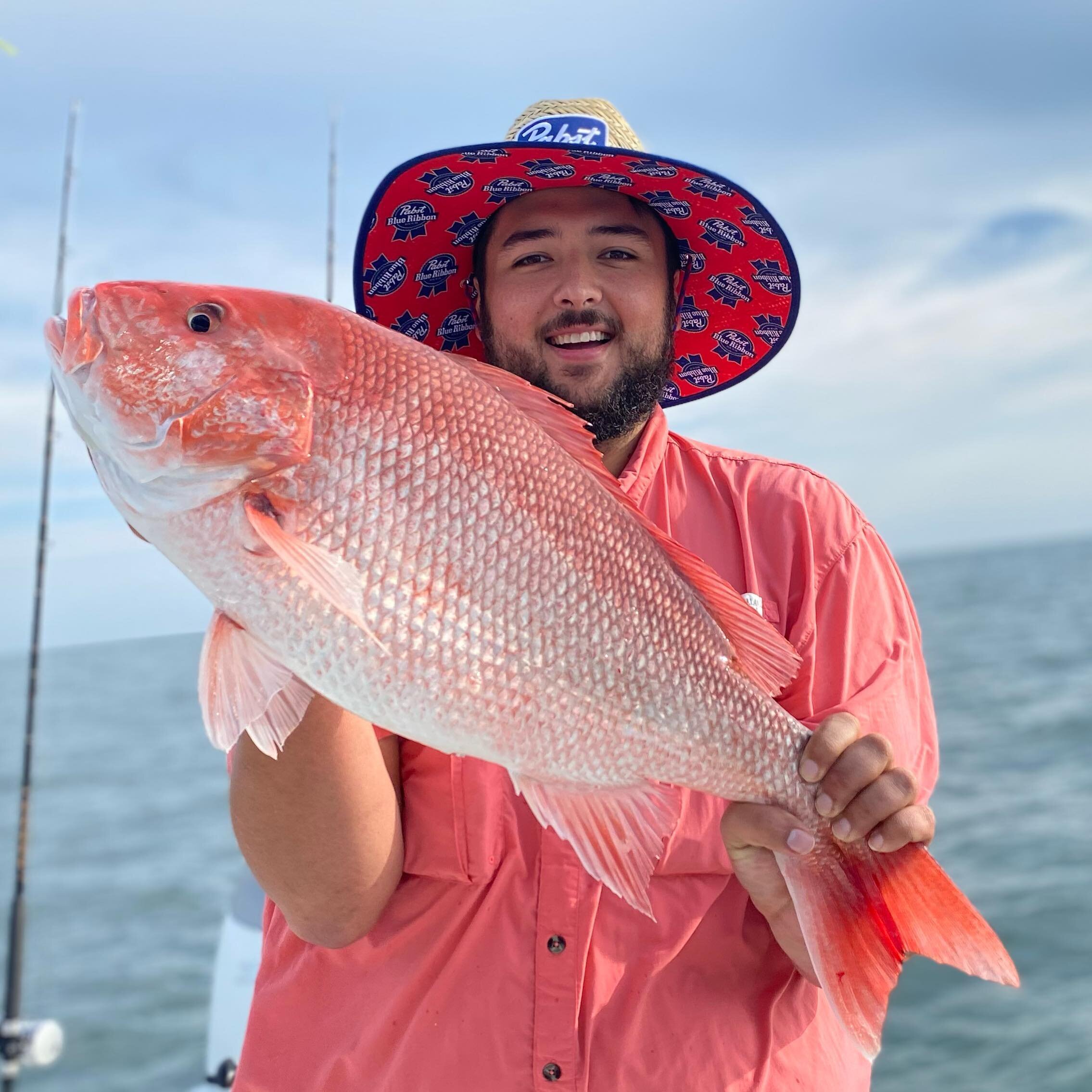 Always a good time getting a quick workout with some Red Snapper! While the unfortunate politics that surround this species causes moans and groans. It goes to show how privileged our Florida fisheries are. While the bag limit may be 0 there is no be