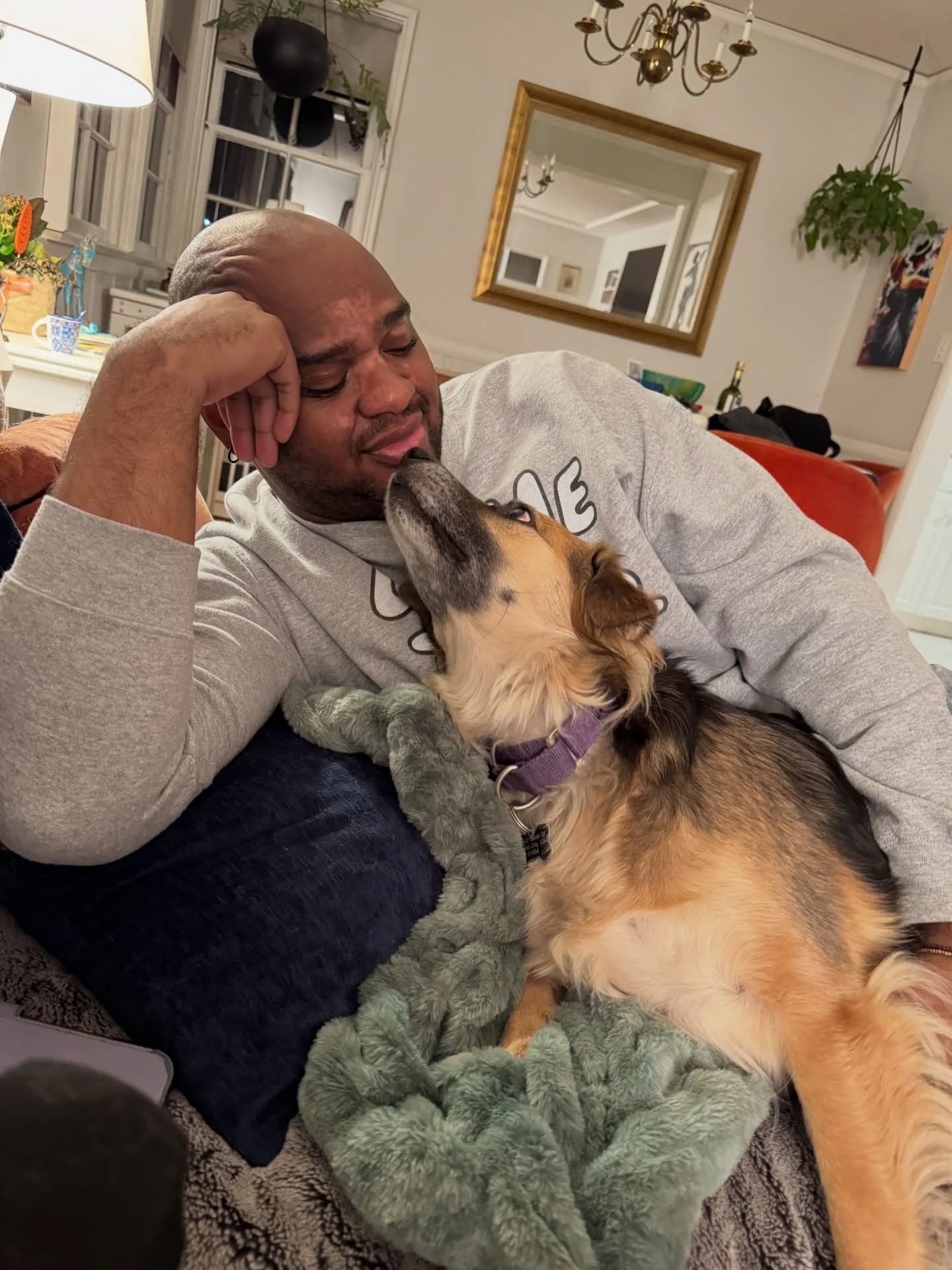 My Mal&uacute; lovin&rsquo; on my Ross @thehuskydonut