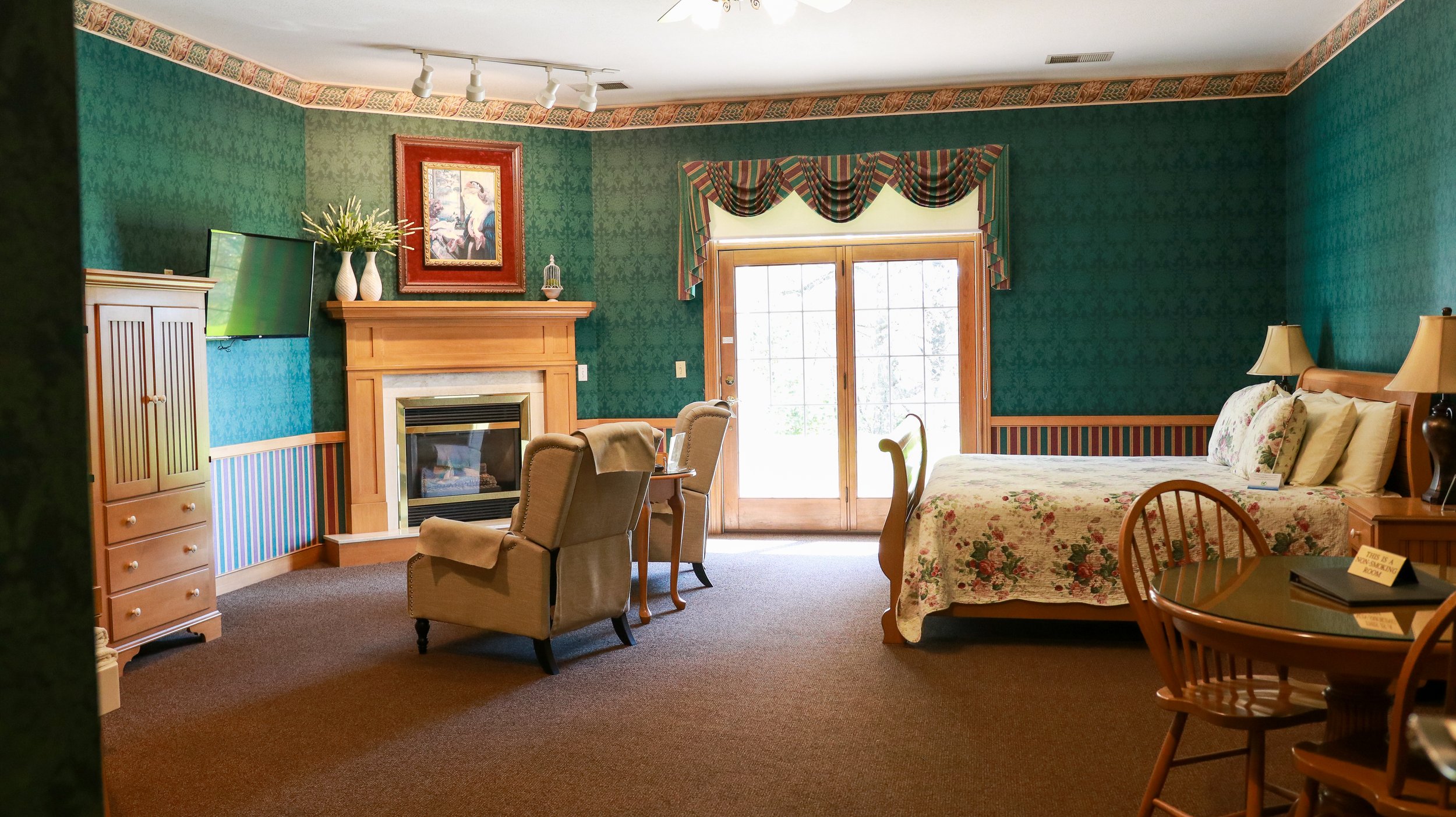 Oak Ridge Inn Oak Ridge Inn Rooms & Rates — Oak Ridge Inn
