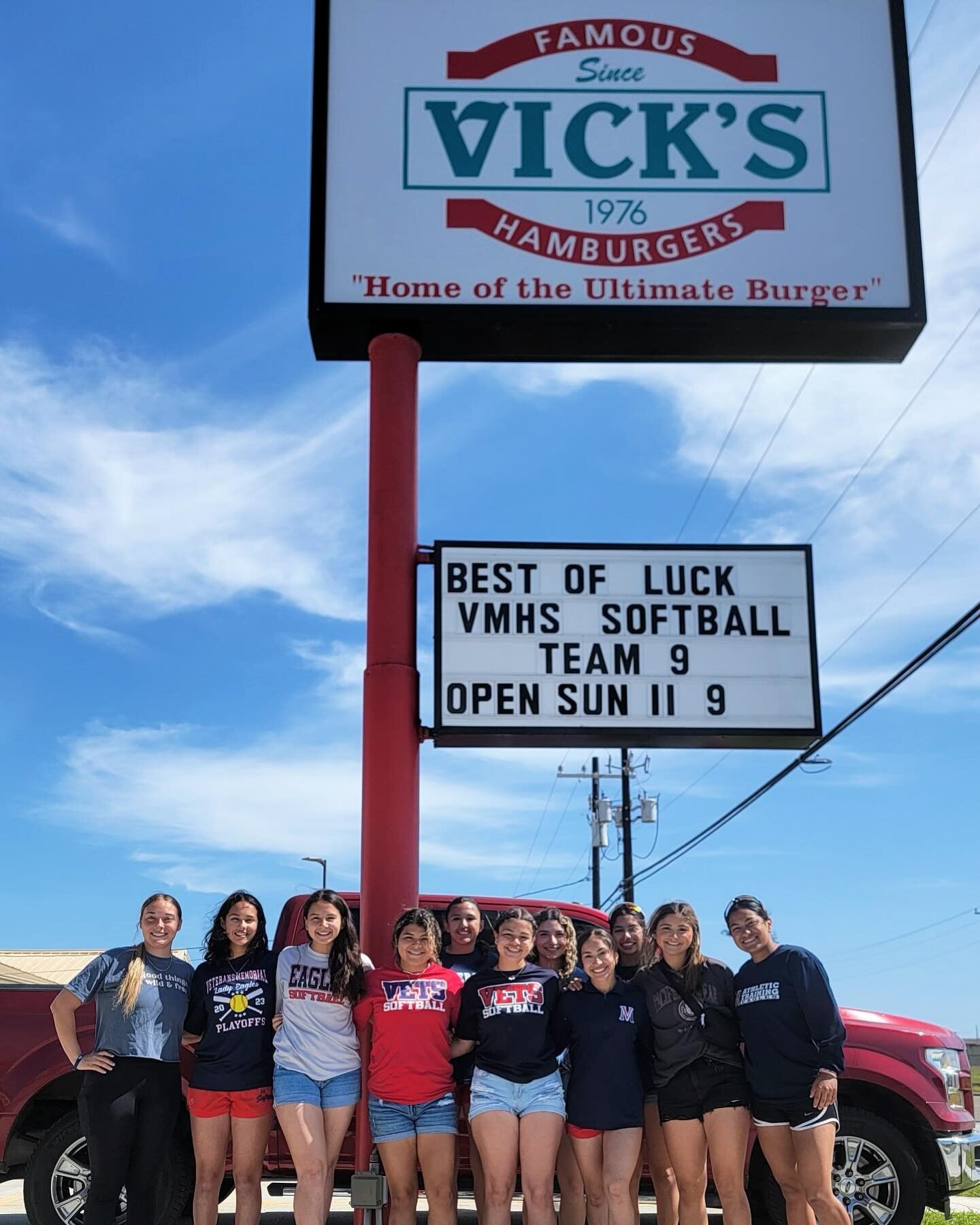 @vmhseaglesoftball had their Burgers and Banners event on Sunday at our Saratoga location. Thanks for coming by and good luck this season!