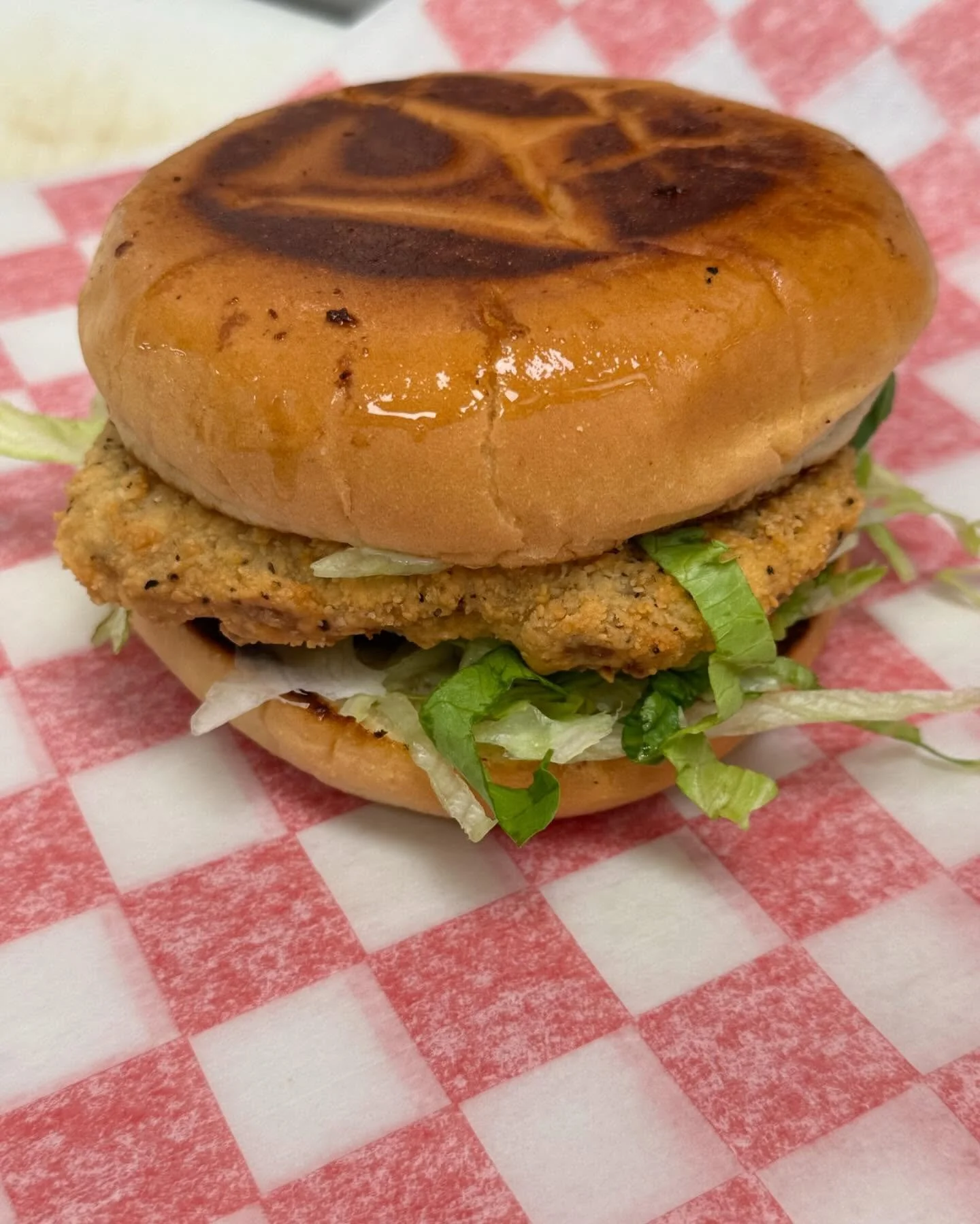 chicken fried steak sandwich! Come get one! 😋 #vicksfamoushamburgers #homeoftheultimateburger
