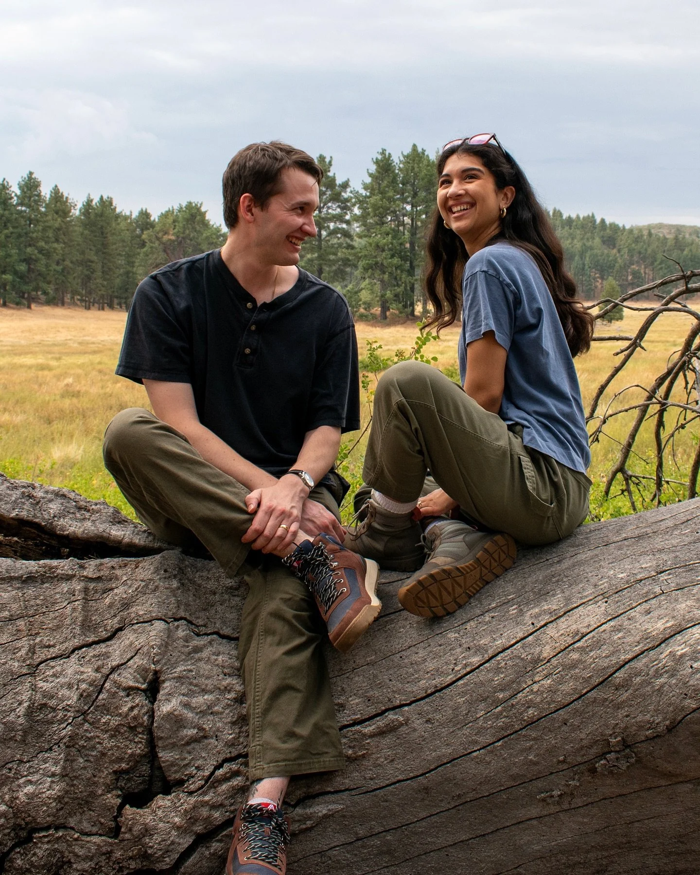 Another great year hitting the trails and cozying up at camp with @ForsakeCo 🏕️🍲🥾🤸 #InMyForsakes 

✨ Featured styles ✨
🥾 Men&rsquo;s Fifteen Mid Waterproof in combo Navy/Brown 
🍄 Women&rsquo;s Rose Winter boot in color Mushroom 
🍂 Men&rsquo;s 