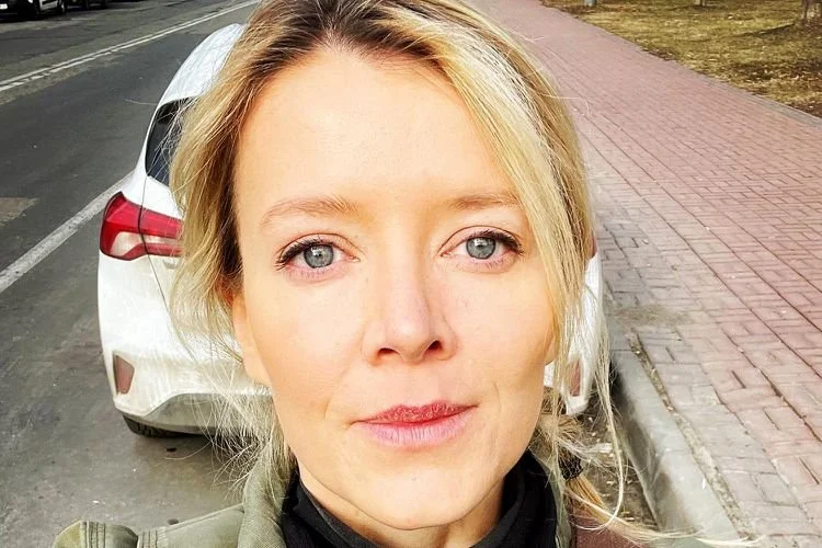 PBS Reporter Punched in Face by Stranger on NYC Subway