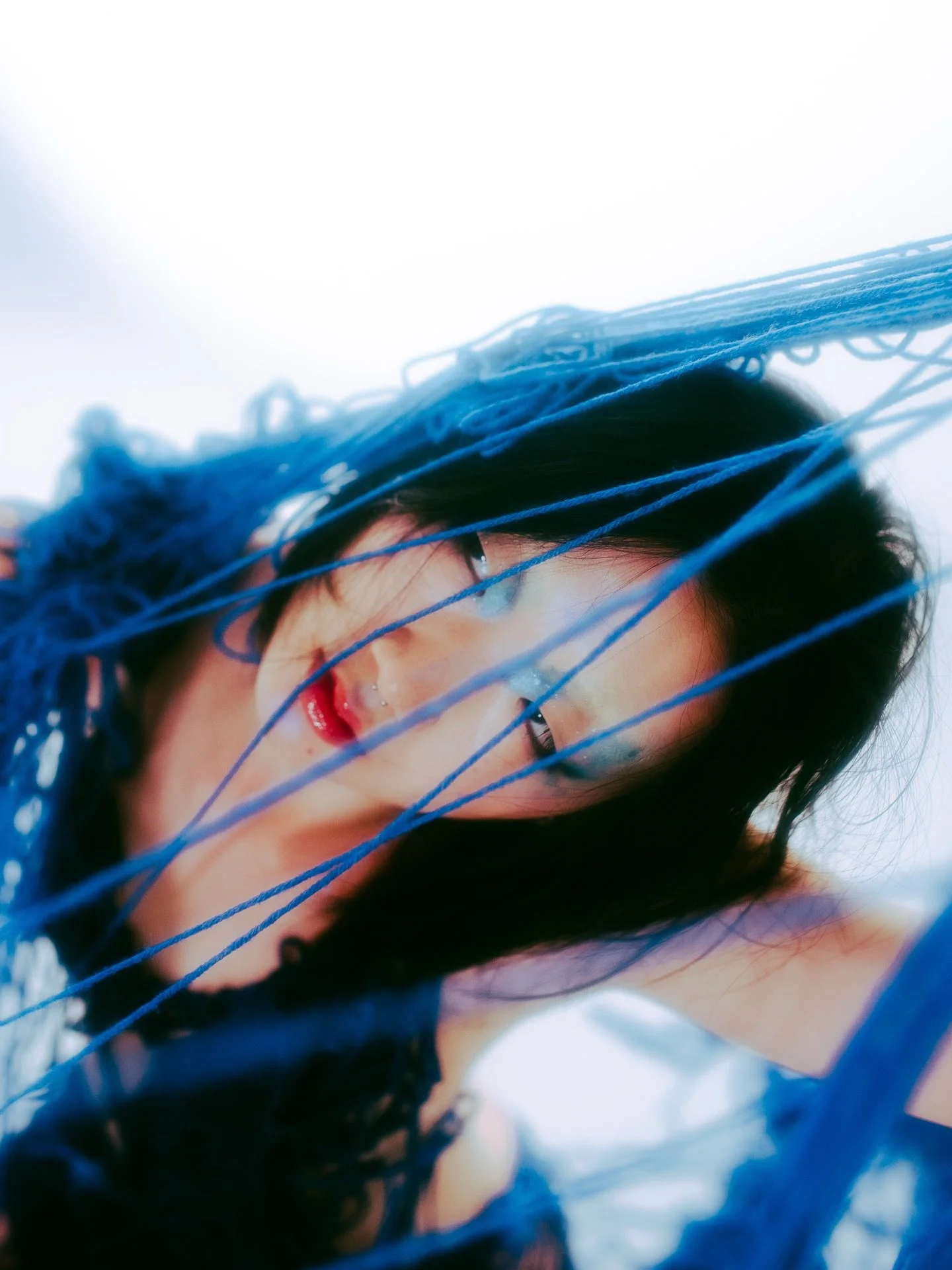 learning about string theory🧵

Photographer: @jennasilvs.photo 
HMUA: @its_alexxsfx 
Model: @annaaliinn @lizbellagency