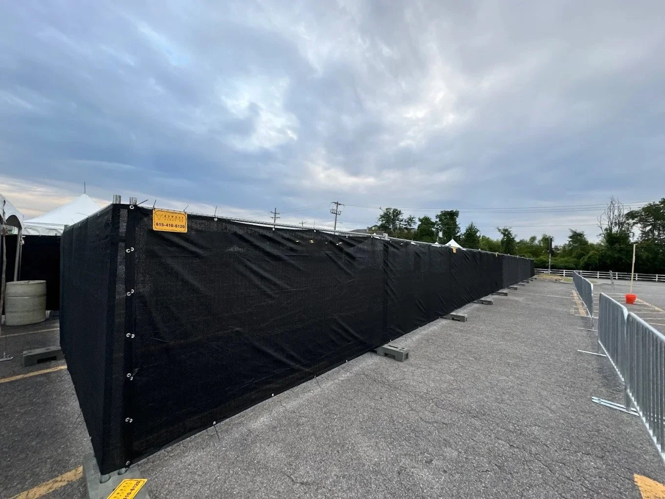 Big events need big solutions. Our temporary fencing keeps crowds controlled, spaces secure, and events running smoothly. 🤠
From festivals to construction sites, Kowboy Fence Co. has you covered. Call or message us today to get started!