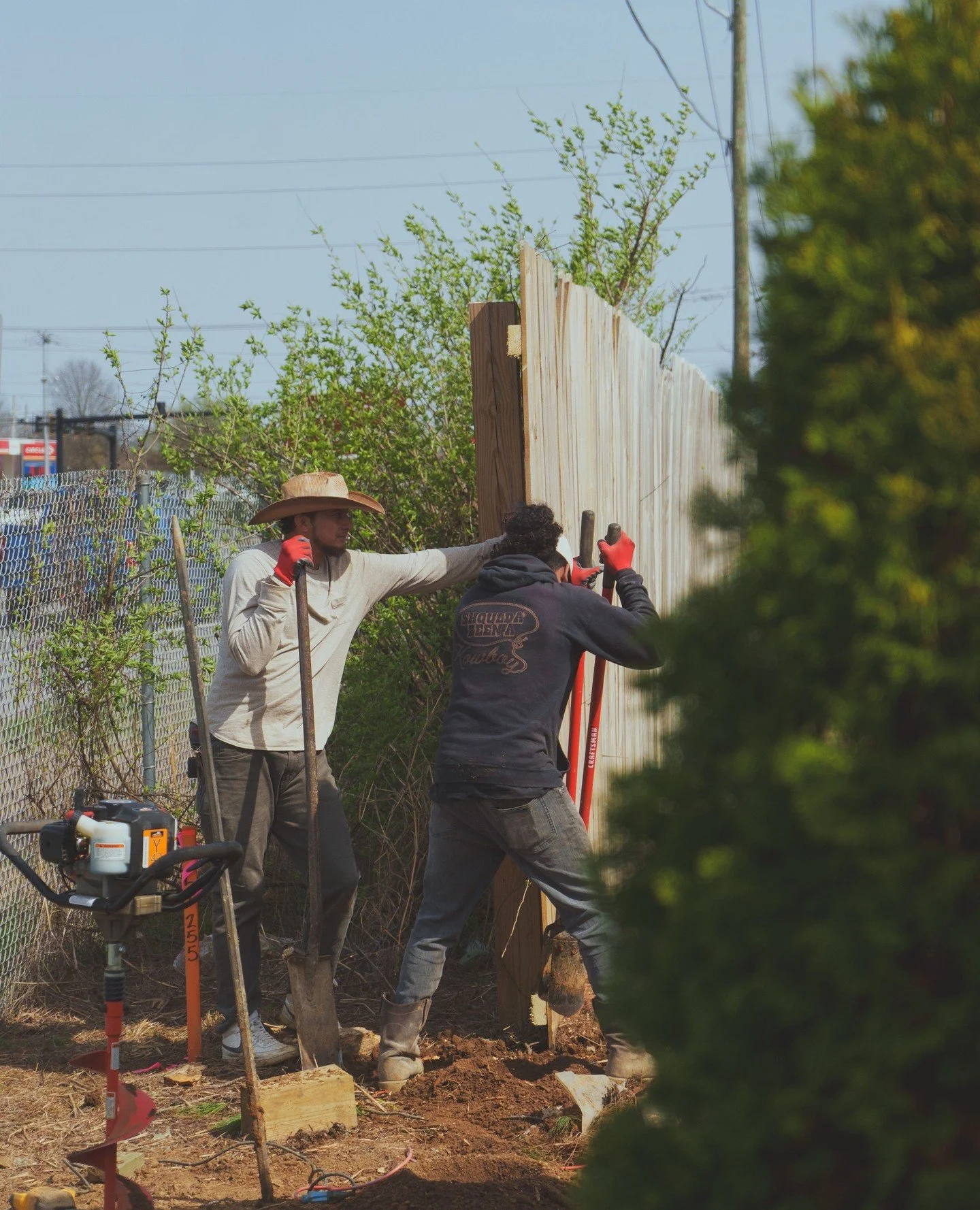 Future backyard loading 🤠 Ready to elevate your outdoor experience? You&rsquo;re in the right place. Give Kowboy Fence a call to get started!⁠
⁠
⁠
⁠
#Kowboy #KowboyUp #KowboyFence #NashvilleTN #JacksonTN #MemphisTN #KnoxvilleTN #HuntsvilleAL #Birmin