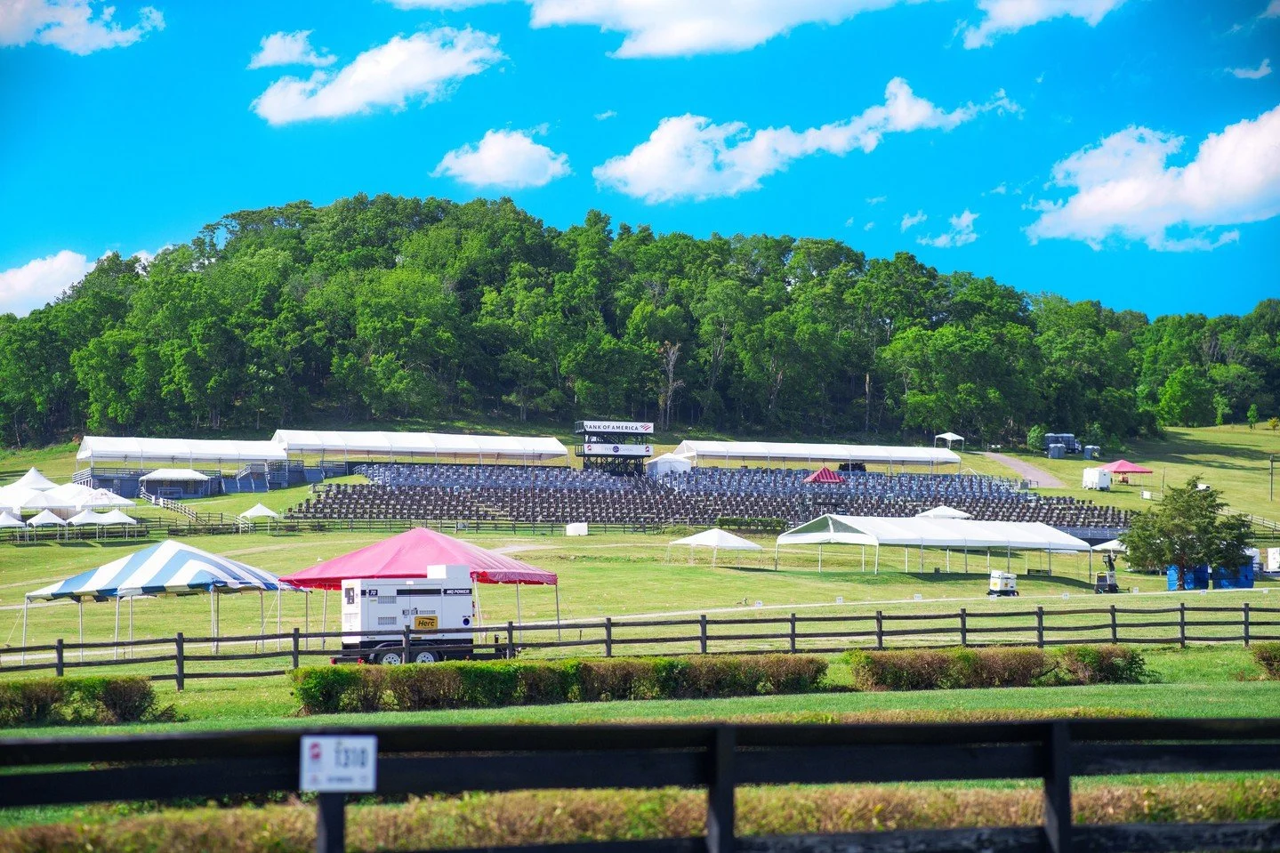 Proud to partner with @tnsteeplechase again this year, helping bring race weekend to life with the fencing that keeps everything running smoothly behind the scenes. 🏇 From setup to the final race, it&rsquo;s always rewarding seeing one of our favori