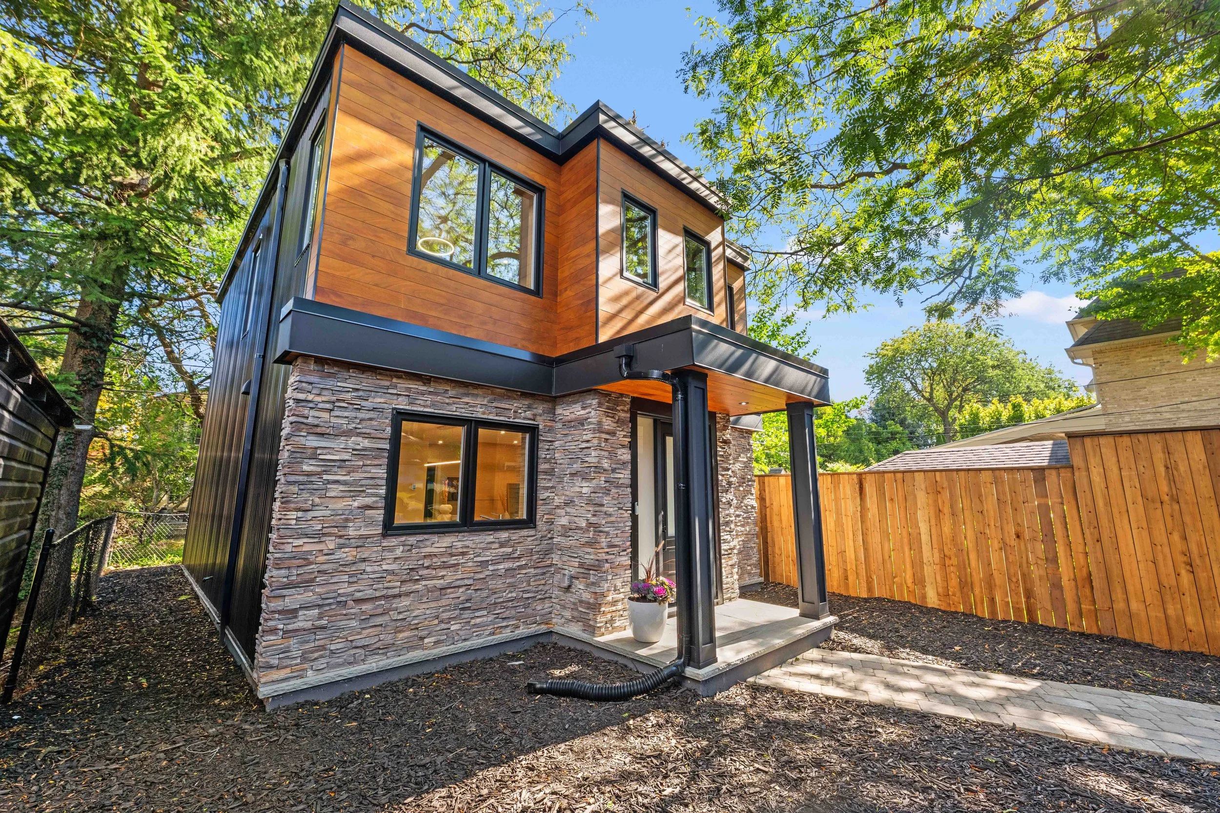 35BessboroughDr00006.jpg