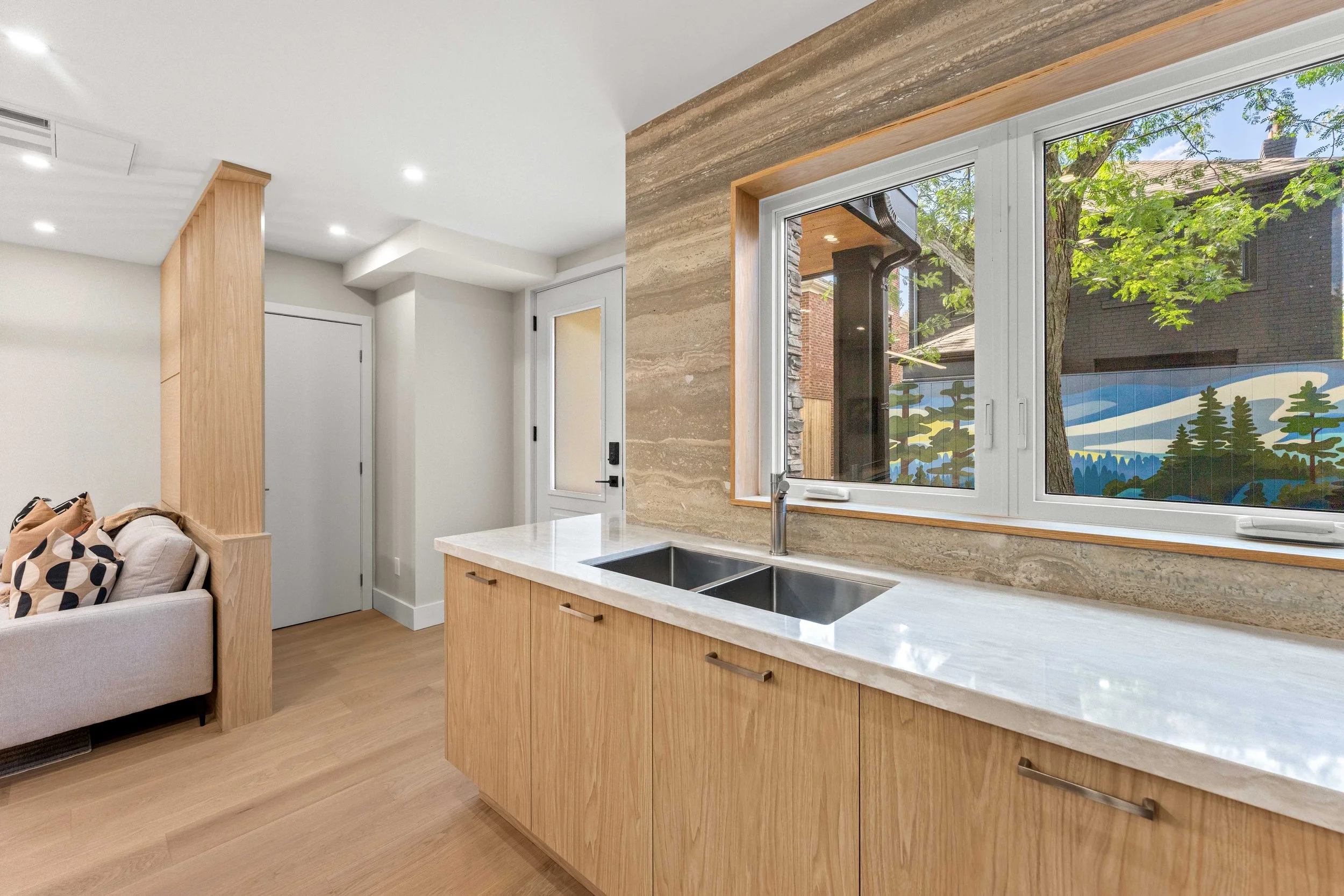 35BessboroughDr00022.jpg