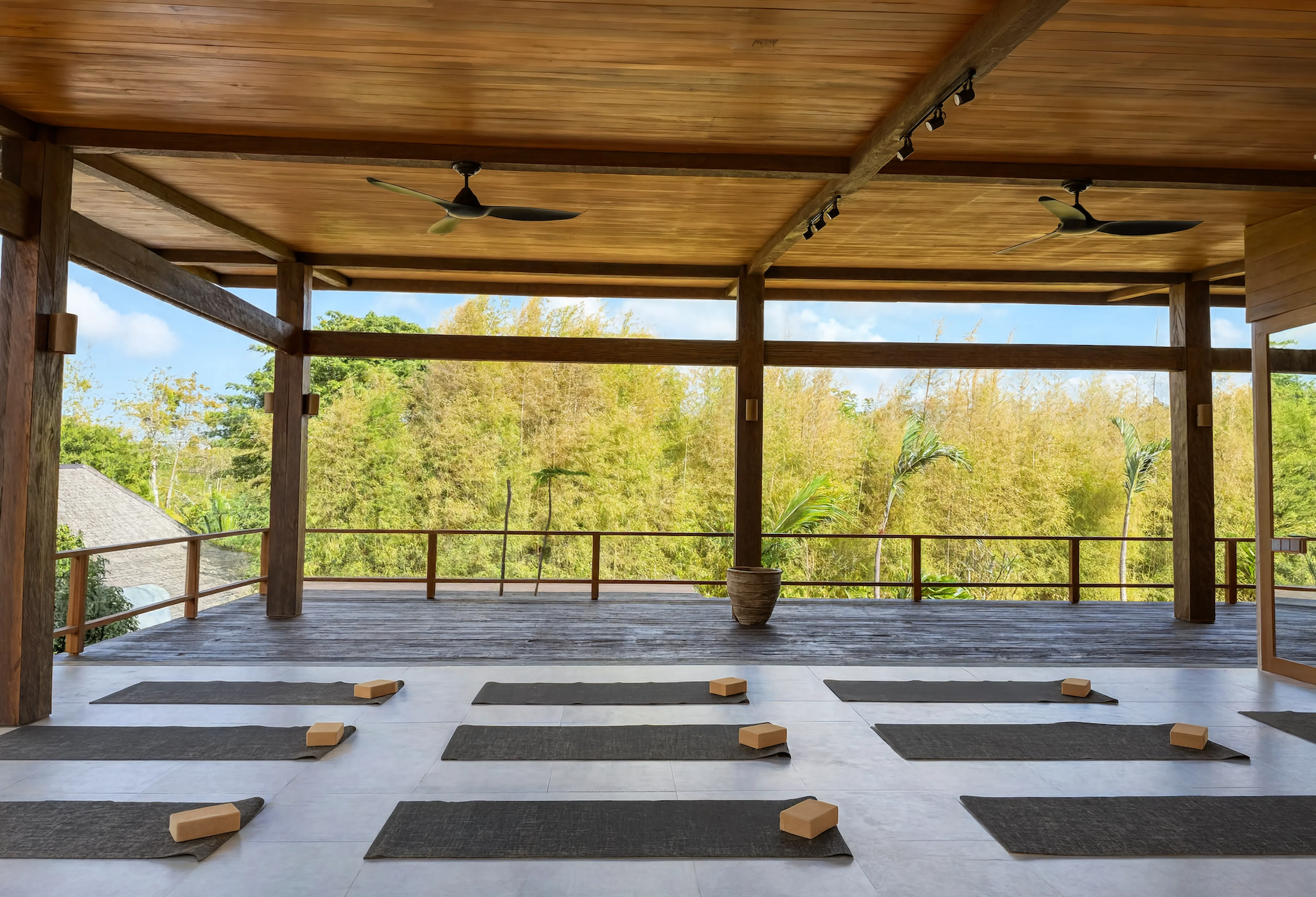 Yoga Space _ Nature View 3_2.png