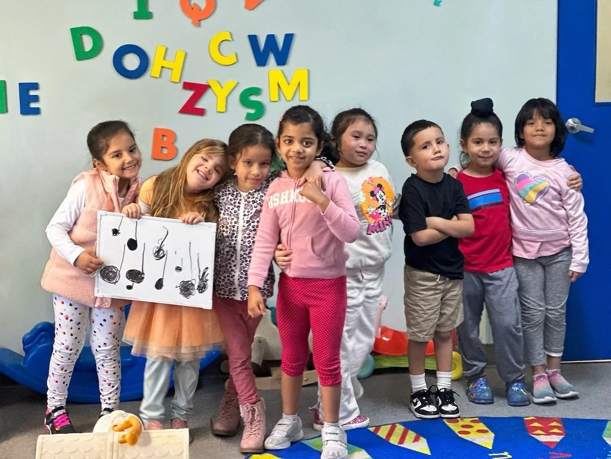 Students had fun drawing quarter notes in music class!

 #musicmovement #montessoriliteracy  #playbasedlearning #playmatters #screenfreeactivities