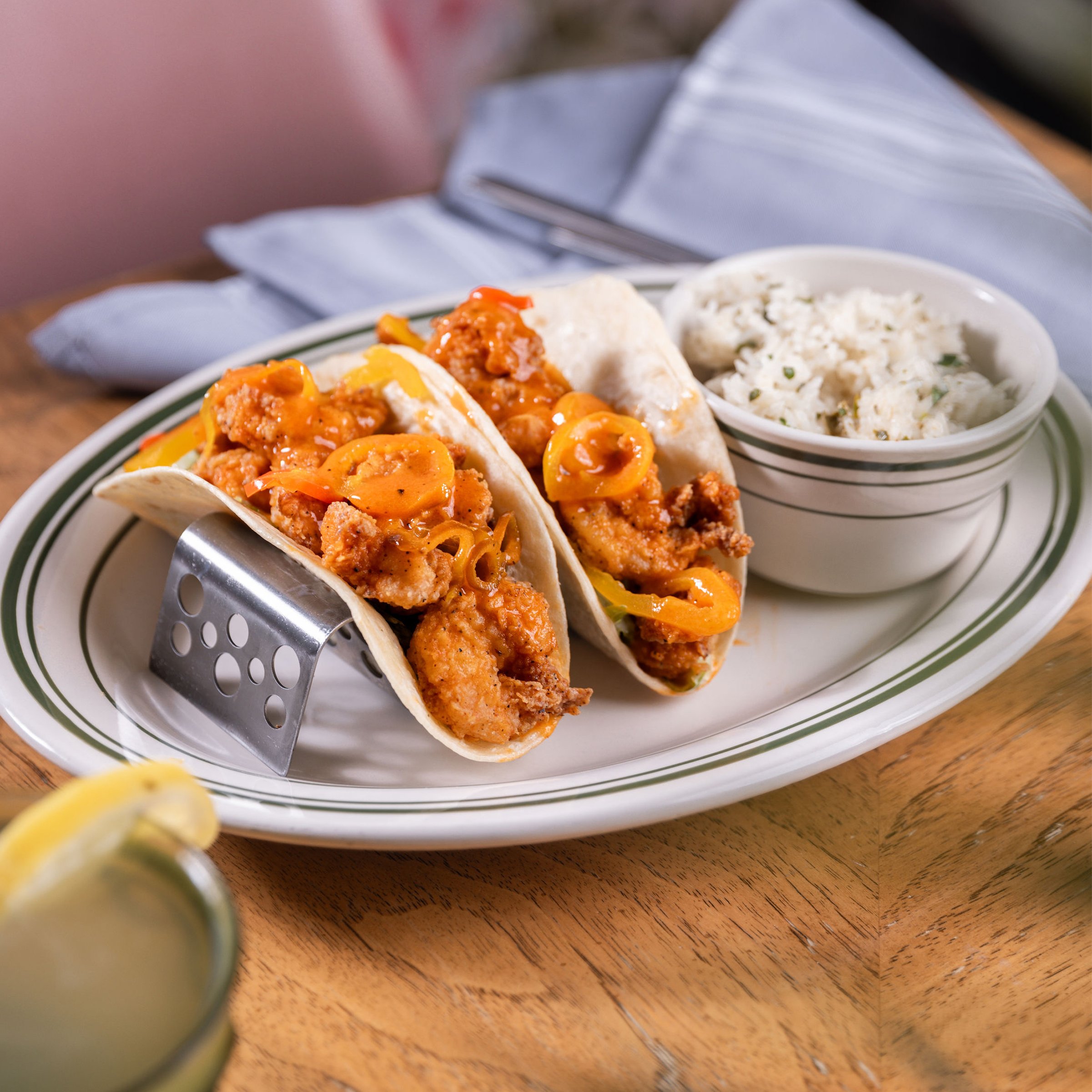 Oka_shrimp_tacos.jpg