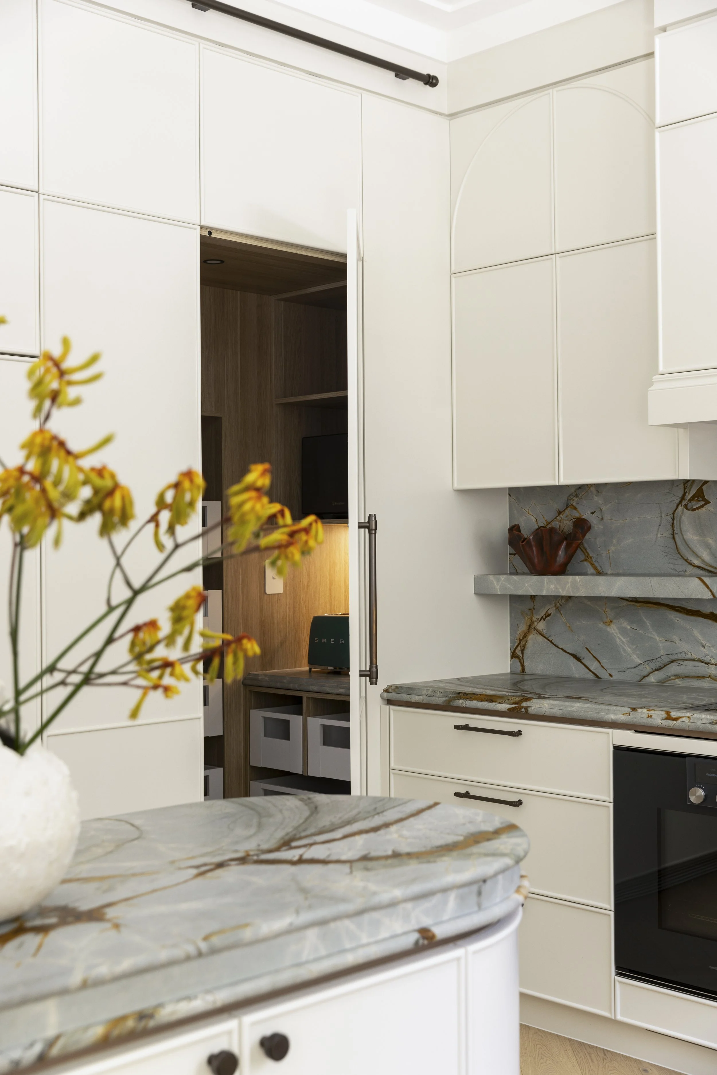 dvds_shellcoverd_031 (1).jpg