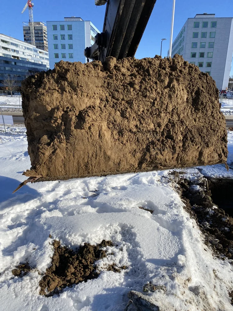 Nora Consulting Engineers i fält och på kontoret