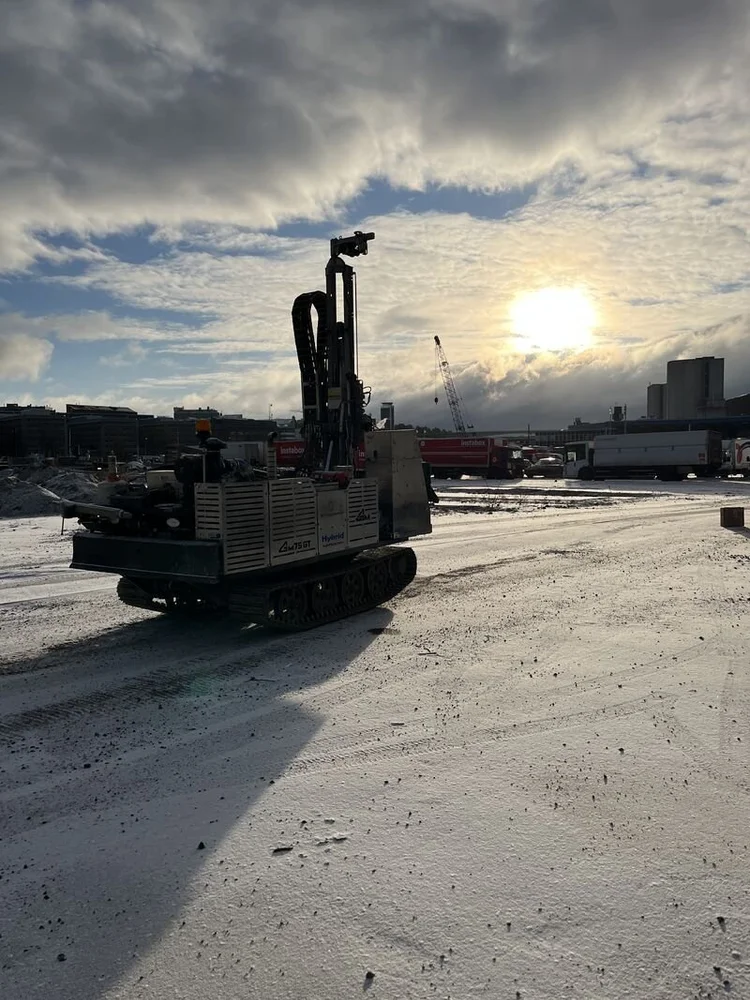 Nora Consulting Engineers i fält och på kontoret