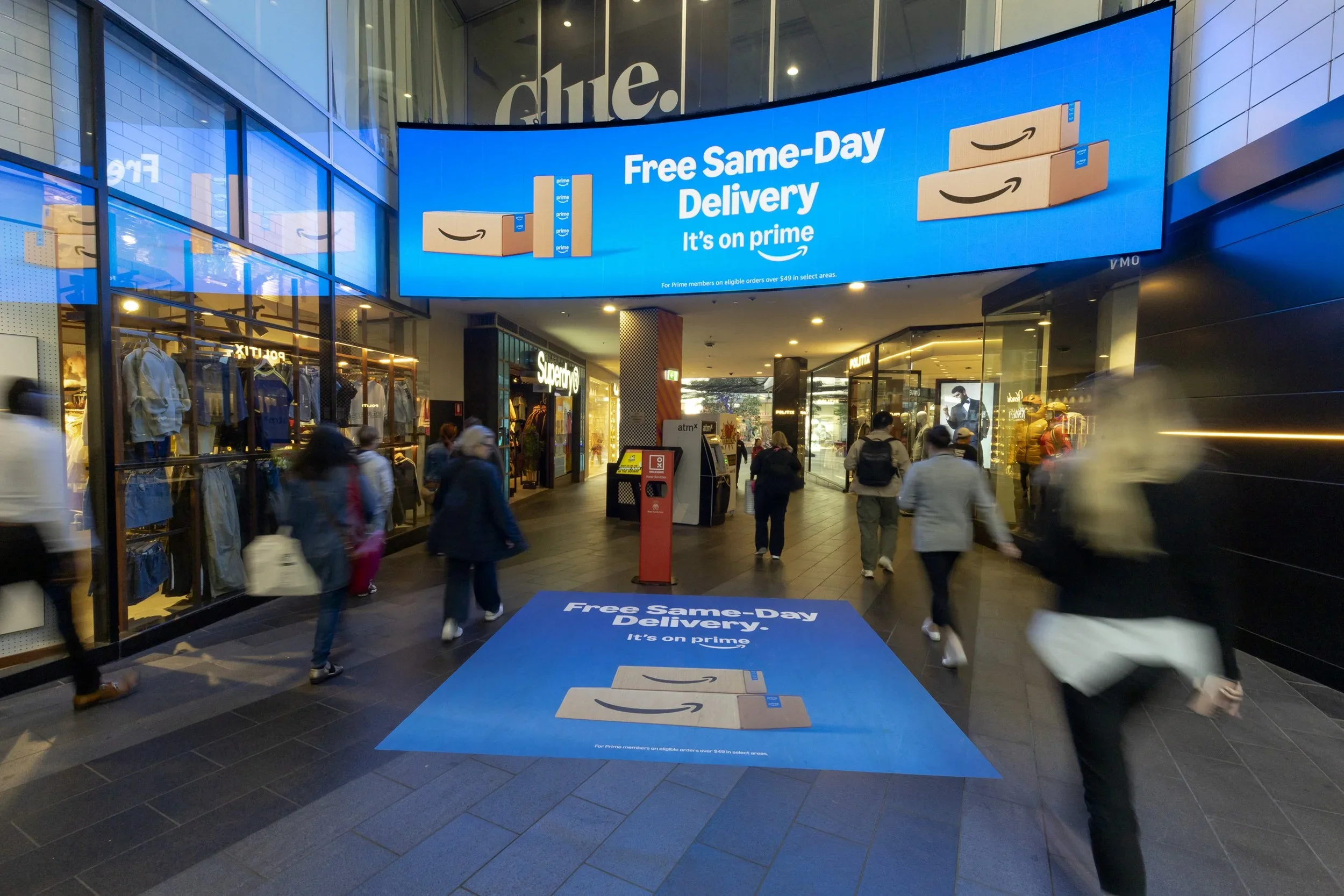 VMO_NSW_World+Square_SuperDry+(Ultrawide)_Ultrawide_10011366_Amazon_02092024-+(1).webp