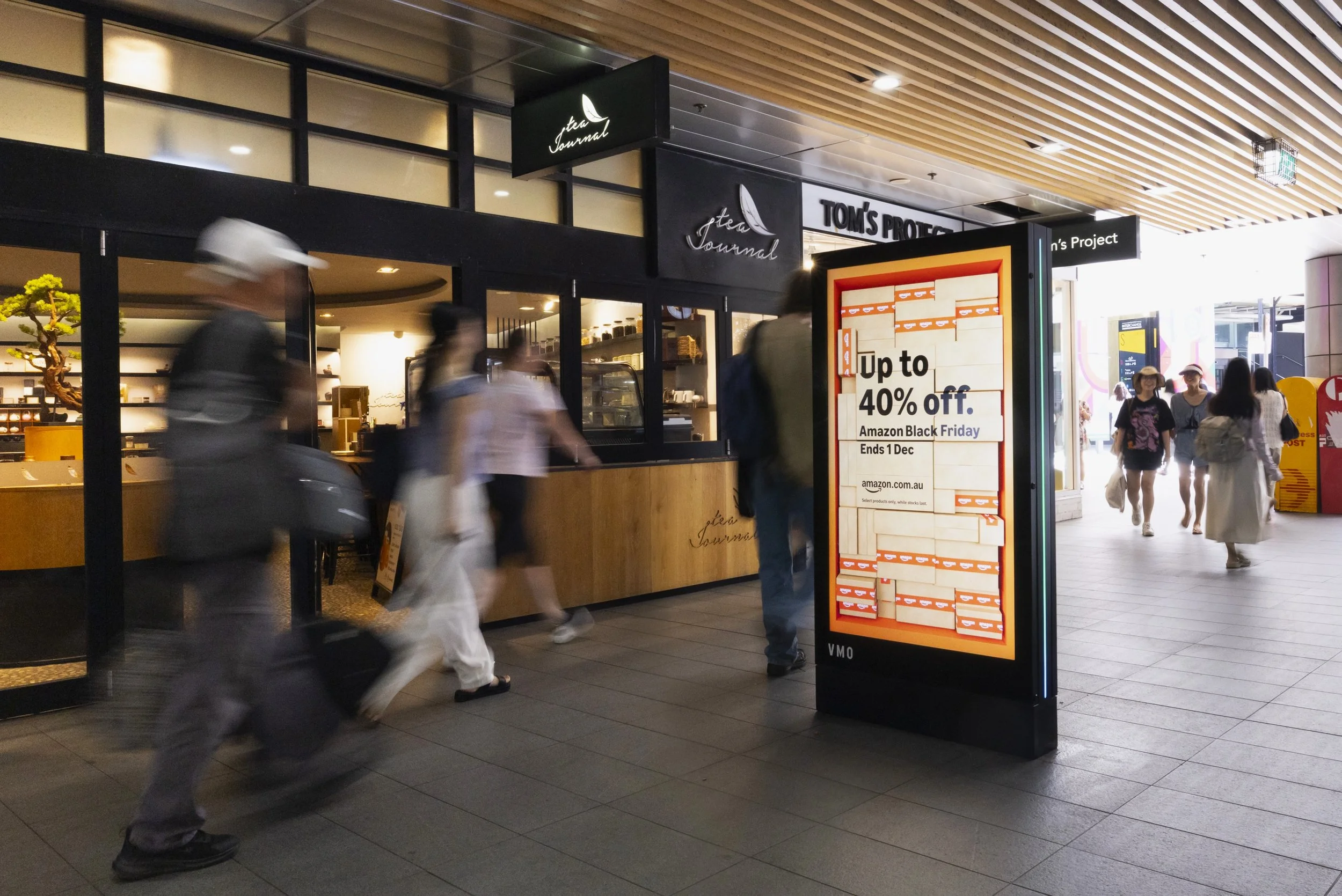 VM0_Amazon_ChatswoodInterchange_17112025-2.jpg