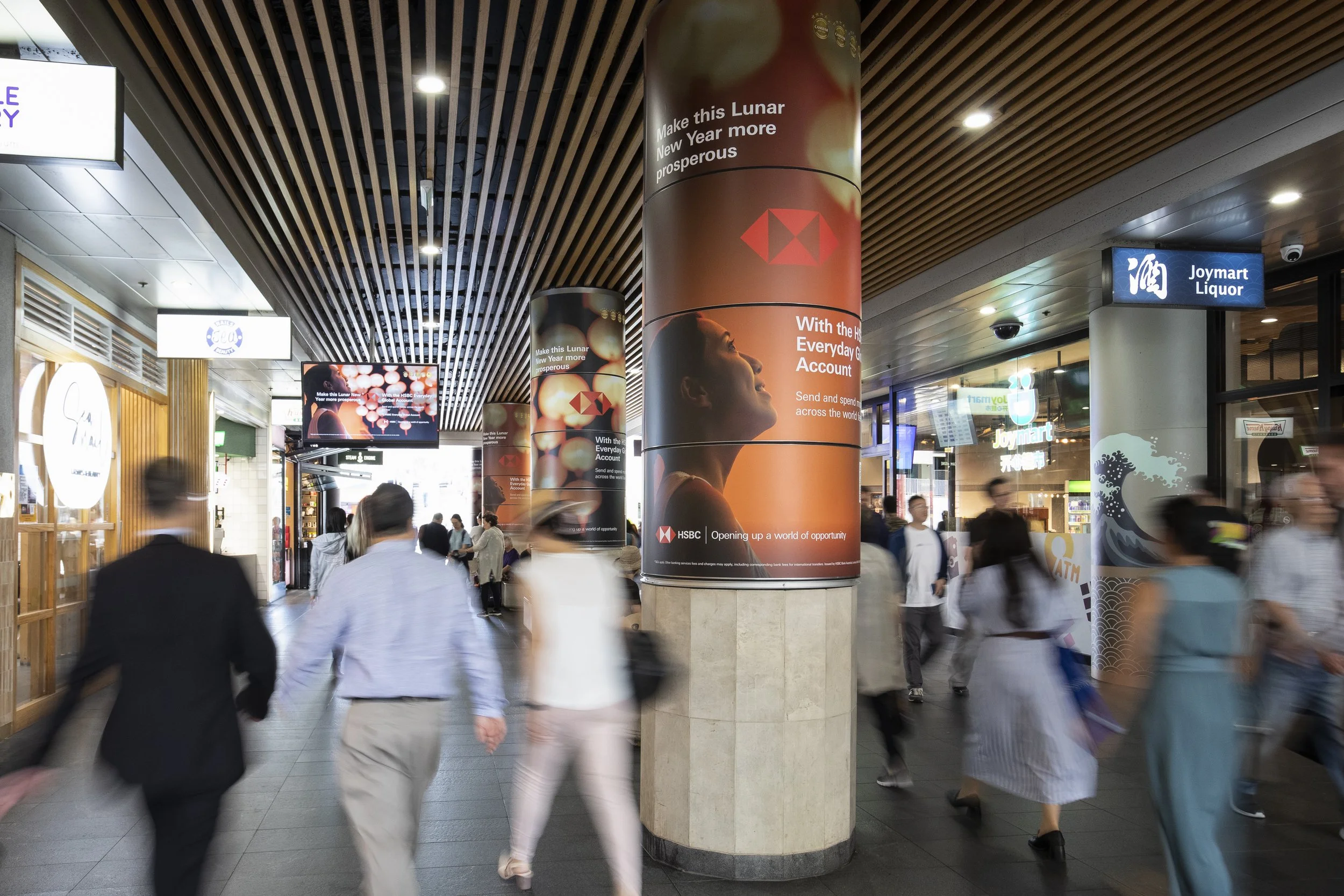VMO_NSW_Chatswood Interchange_Column wraps_HSBC - Lunar New Year_20012025.jpg