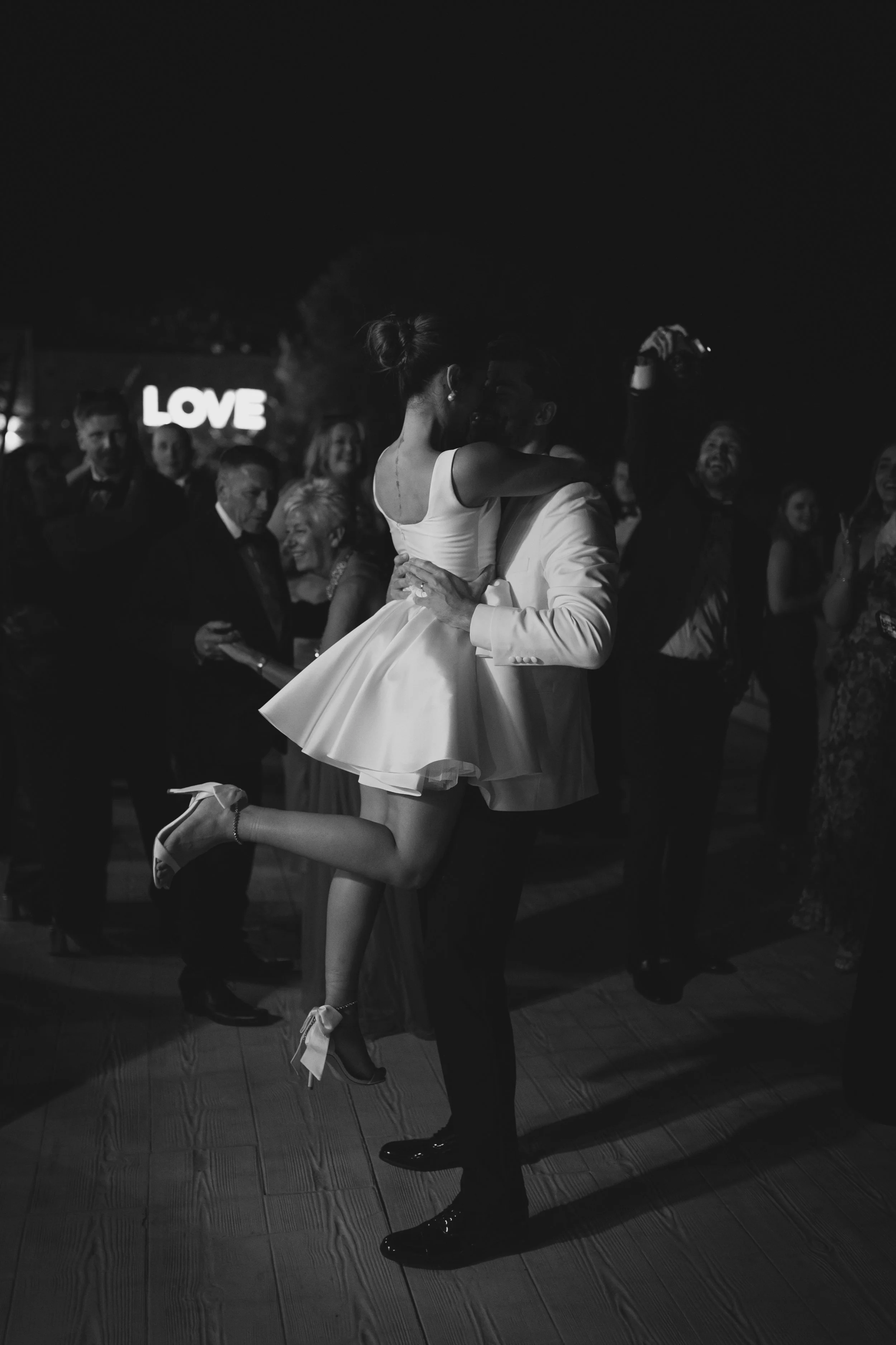 Ibiza wedding photographer suzie bonaldi bride party dance floor at Elixir ibiza wedding venue