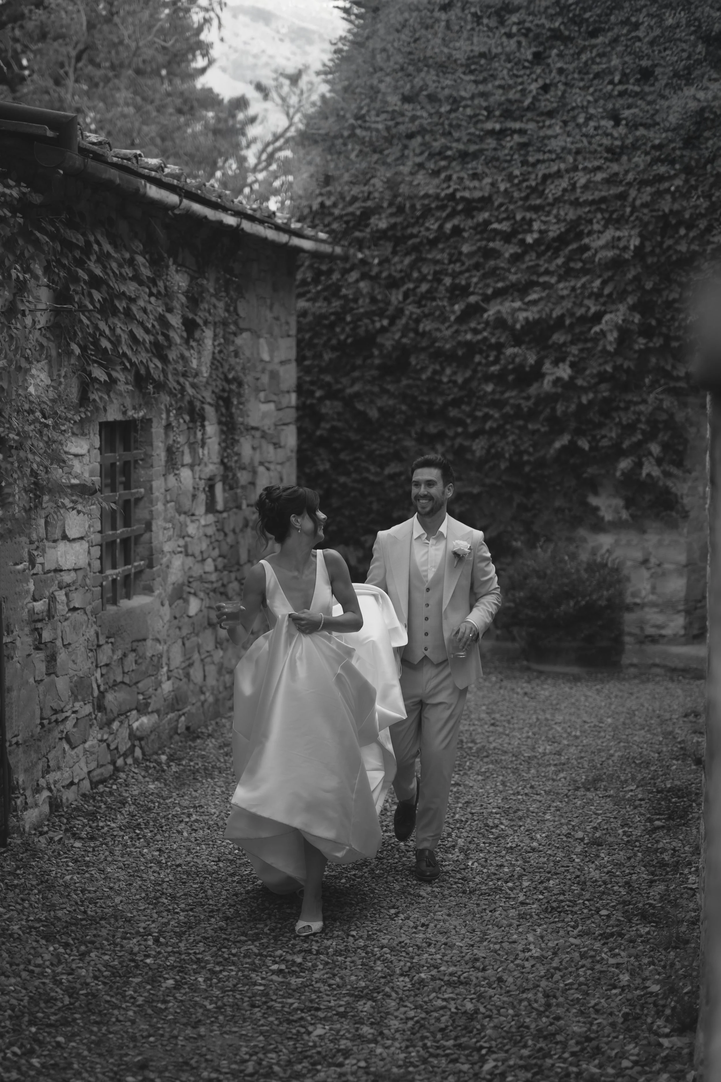 luxury destination wedding photographer natural style. Tuscany wedding photographer