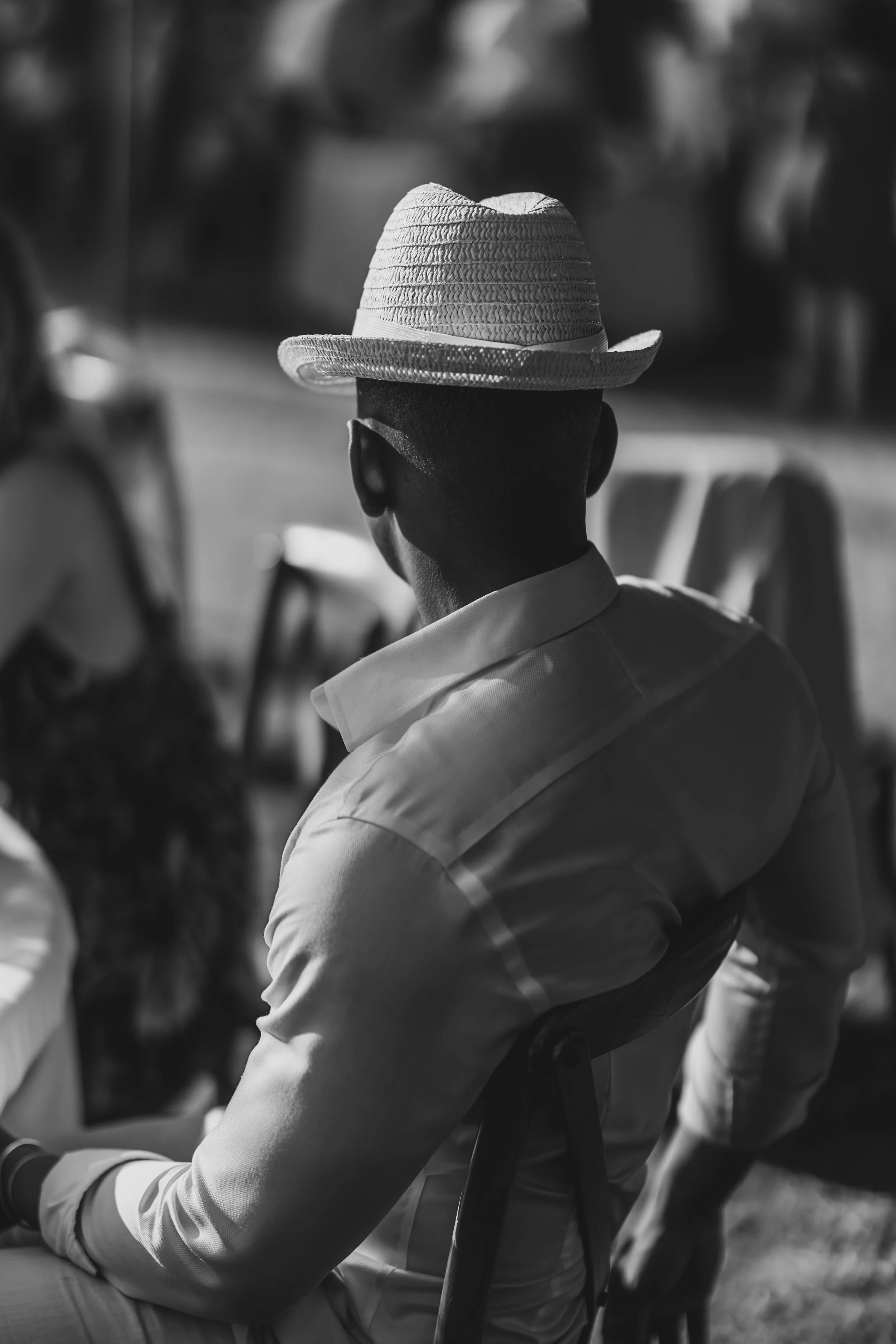 Ibiza wedding photographer relaxed guests at Casa la Vista Ibiza 