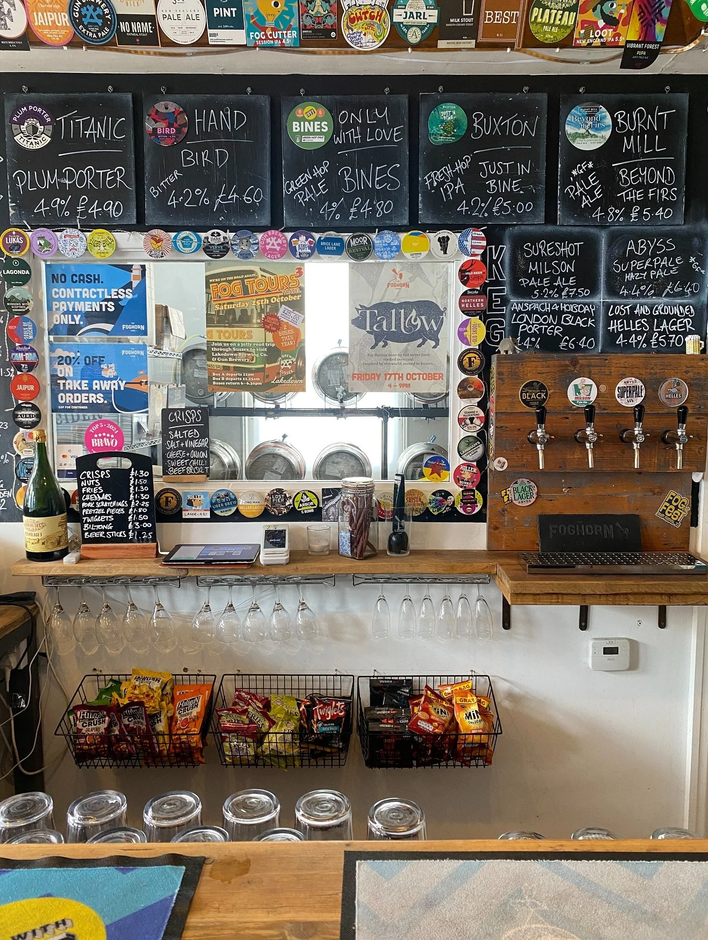 Just what you needed…
Big Friday ahead down at Fog HQ. This afternoon sees the return of the fabulous @tallowstreetfood from 4pm. If you missed out last time this is your chance to rectify that - deliciousness guaranteed!
We also have a very