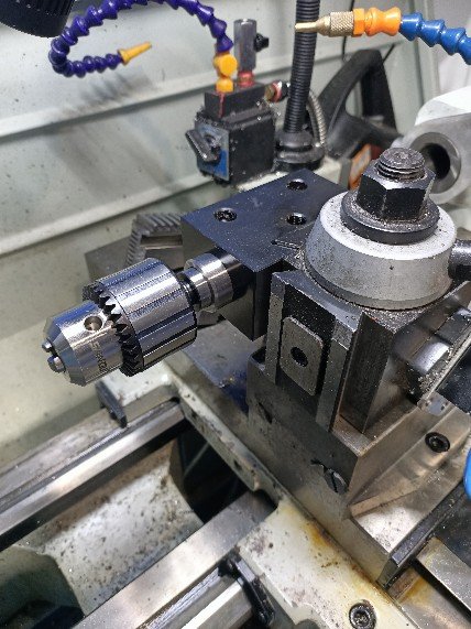 quick change tool holder with drill chuck