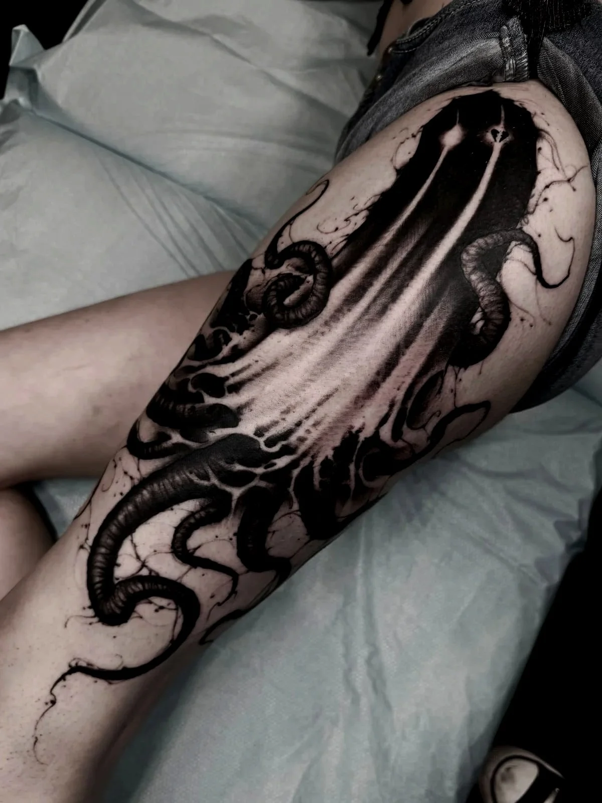 dark-ghost-leg-tattoo-the-suit-of-swords-austin.jpg