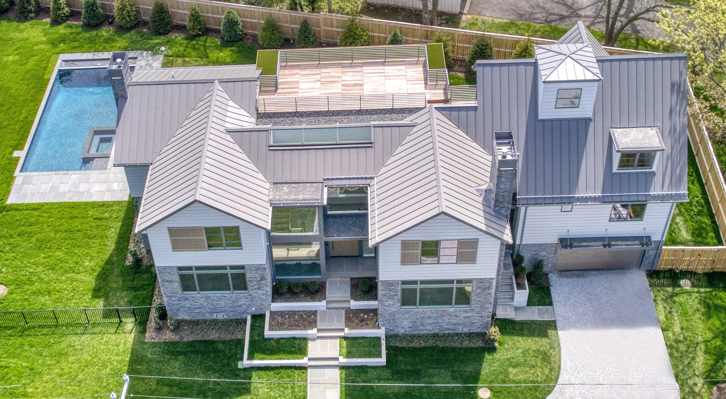 280 aerial front.jpeg