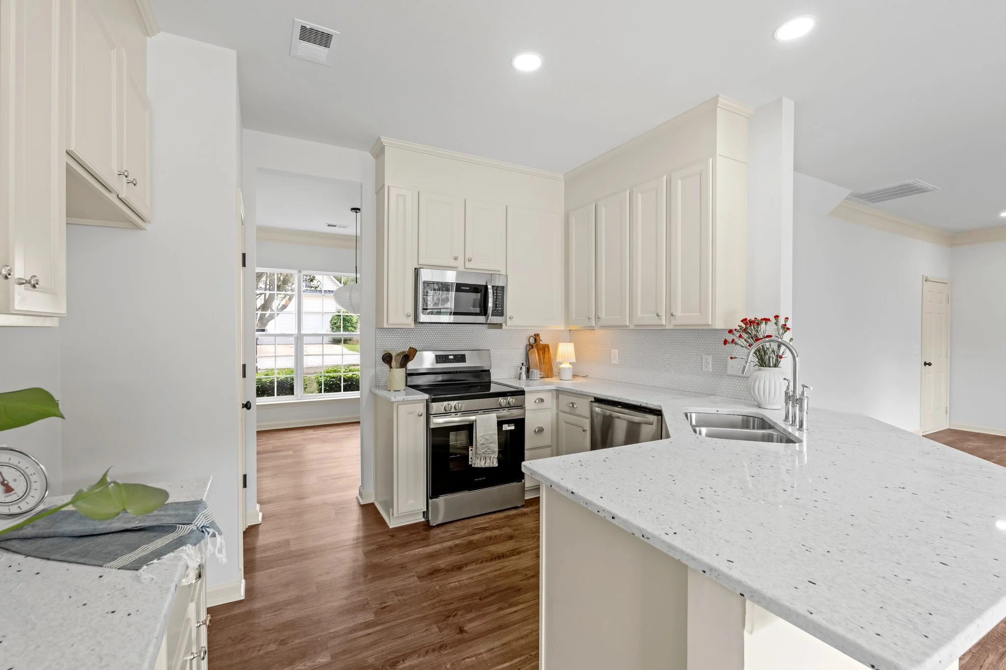 14-web-or-mls-DSC05642.jpg