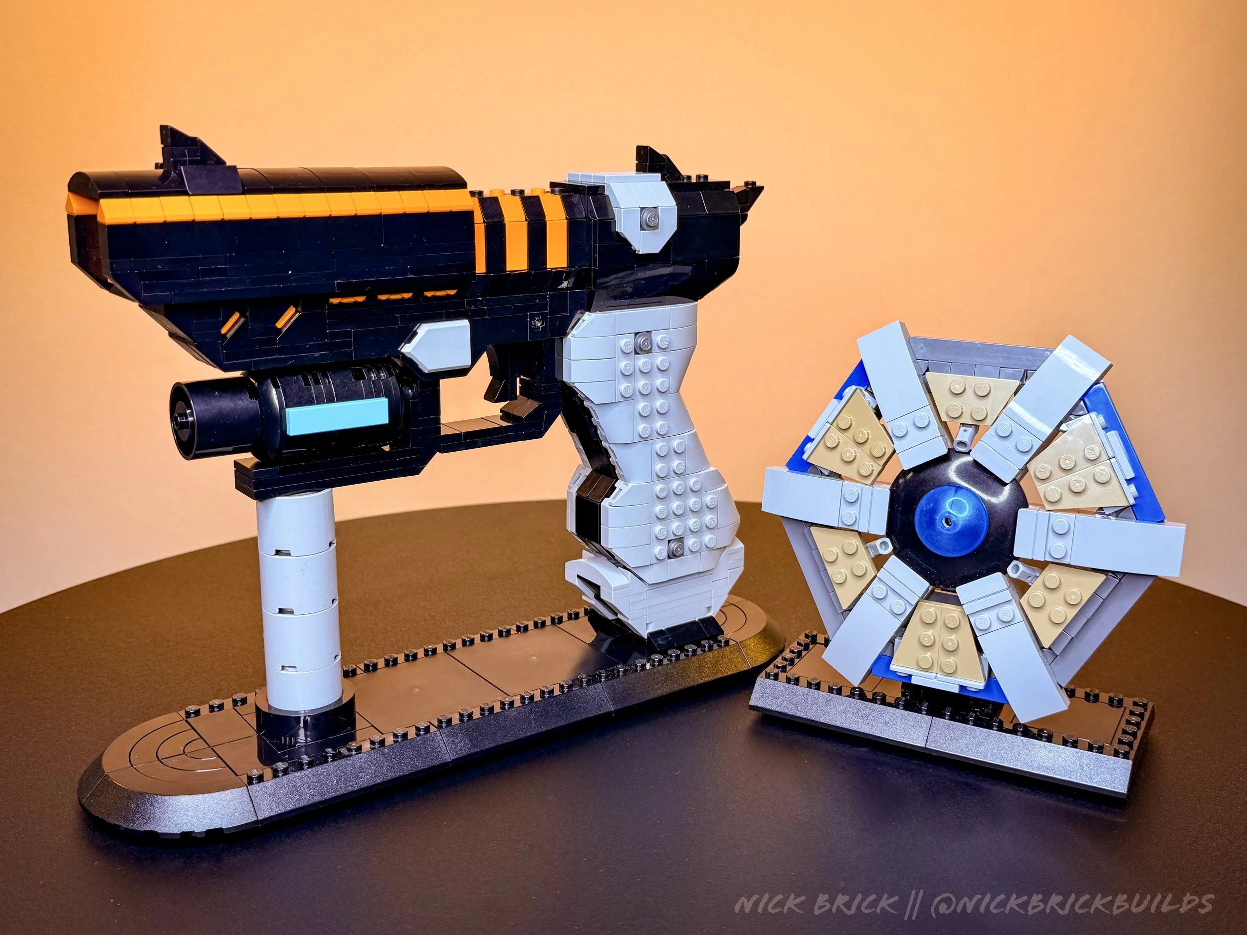 Fox's Blaster & Reflector - Starfox