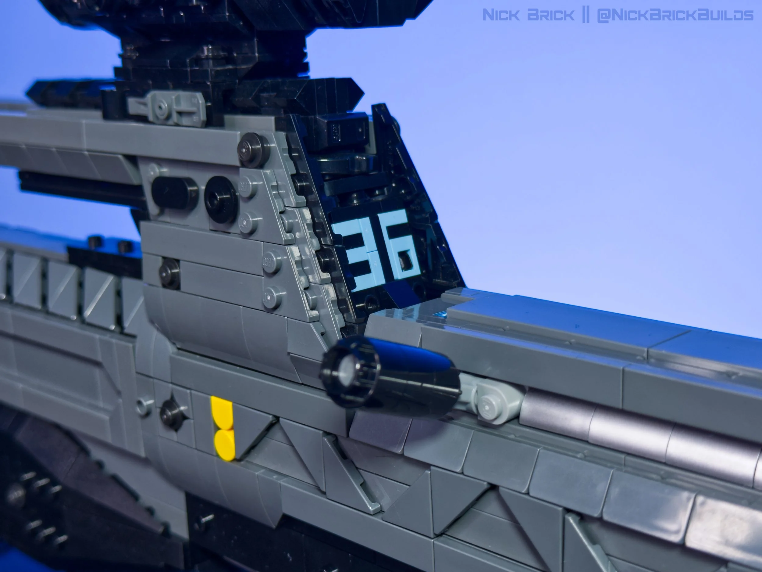 BR75 LEGO 11.jpg