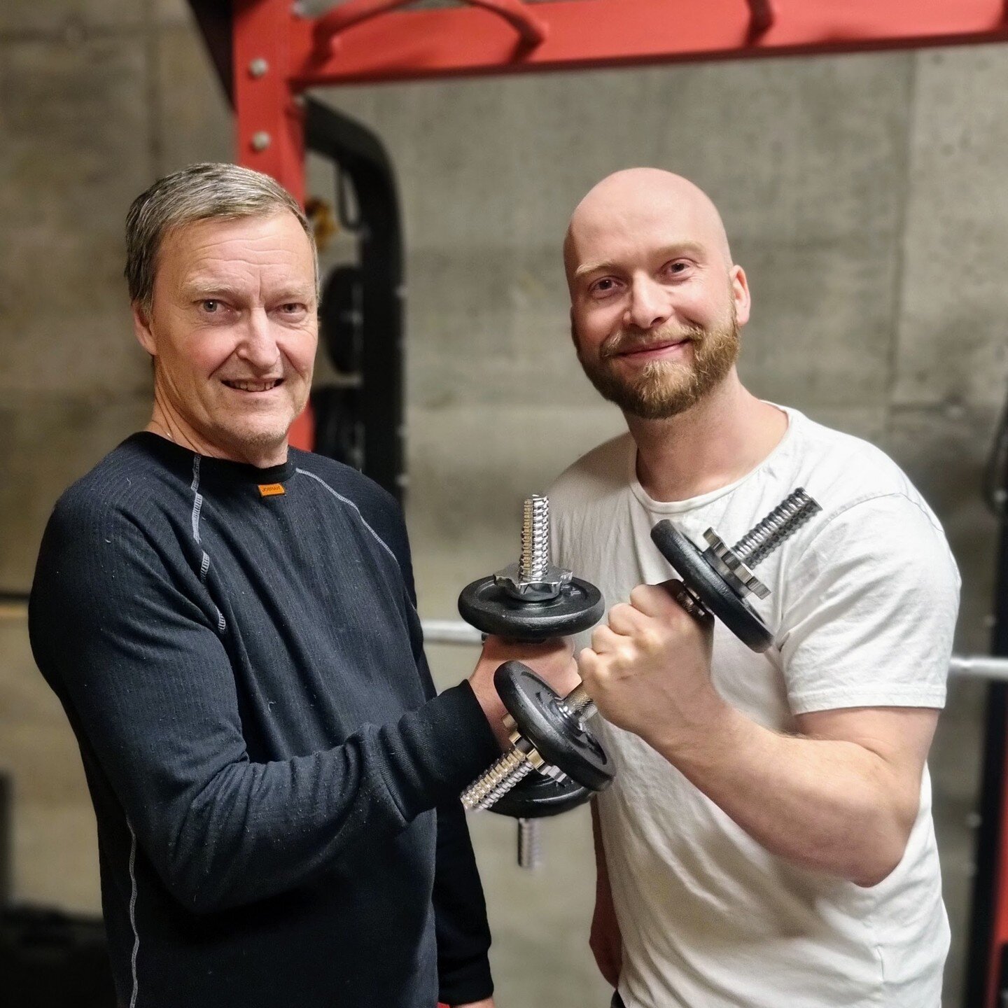 Her p&aring; fontenehuset Arendal er vi stolte av &aring; ha et treningsrom som et av v&aring;re nyeste tilbud!
💪
Fontenehuset gir medlemmer veiledning og st&oslash;tte til &aring; forbedre fysisk helse og livskvalitet.
🏋️&zwj;♀️
&quot;Fysisk treni