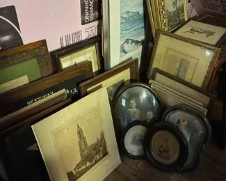 2024-11-01-Estate Sale-Novelty-152.jpg