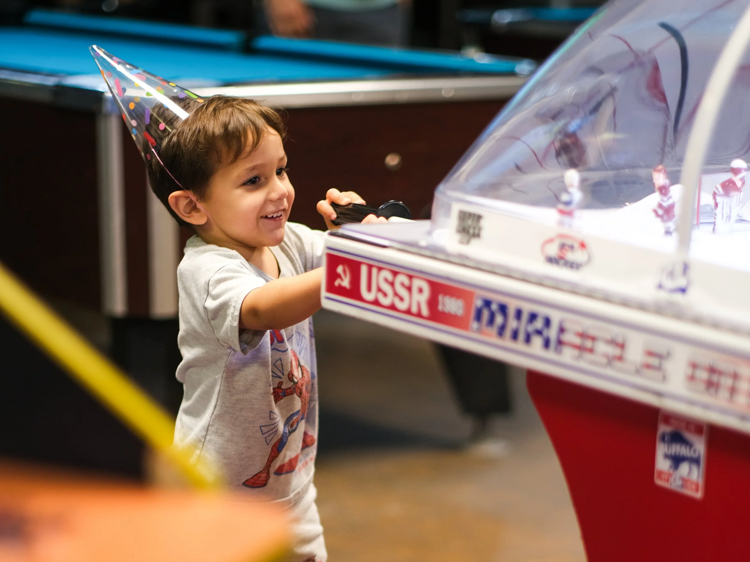 2025_CraftHall_Videogames_Kids_Airhockey_Portrait.png