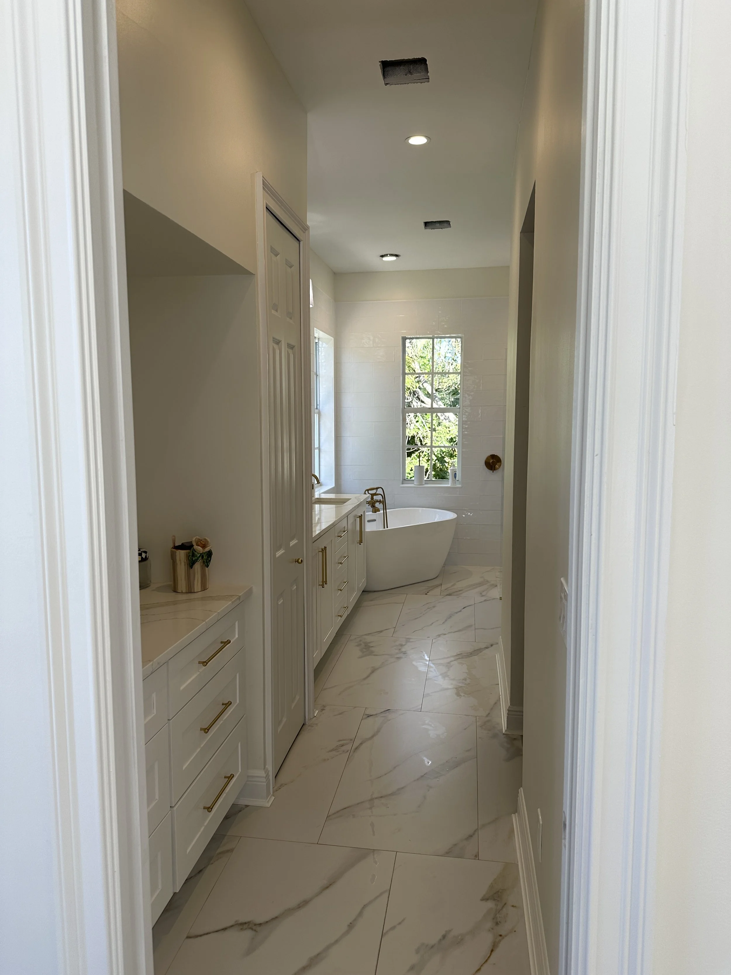 08 Master Bath After 1.JPG