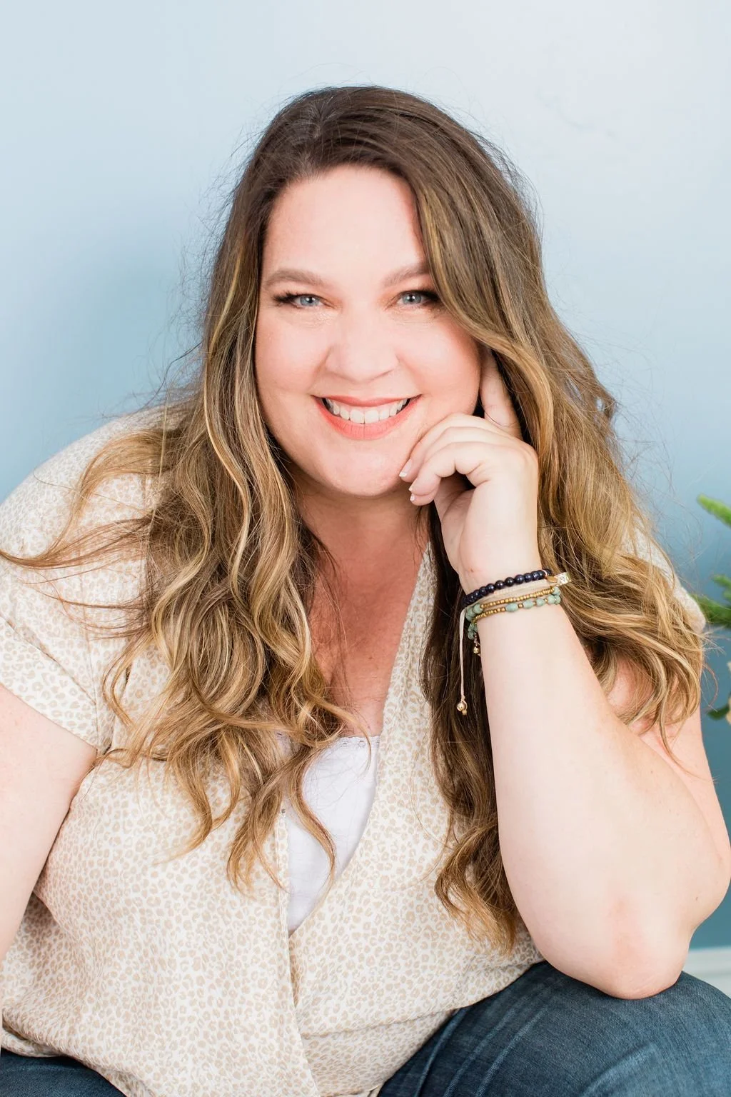 6386b5c4ccd459197a878f1a_Hilary-Hartling-Brand-and-Messaging-Strategist.jpg.jpg