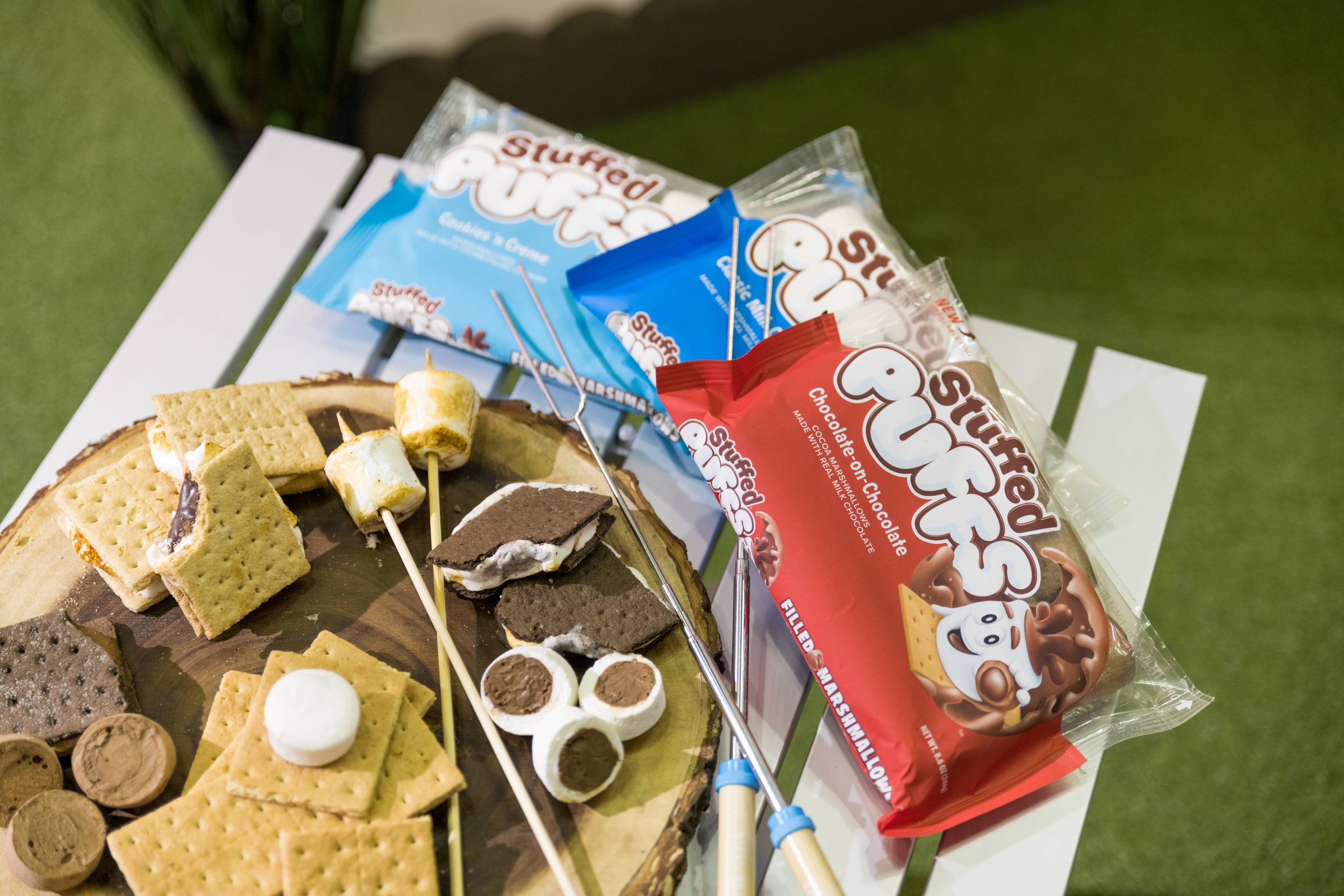 21_StuffedPuffs_BD-2-min.jpg