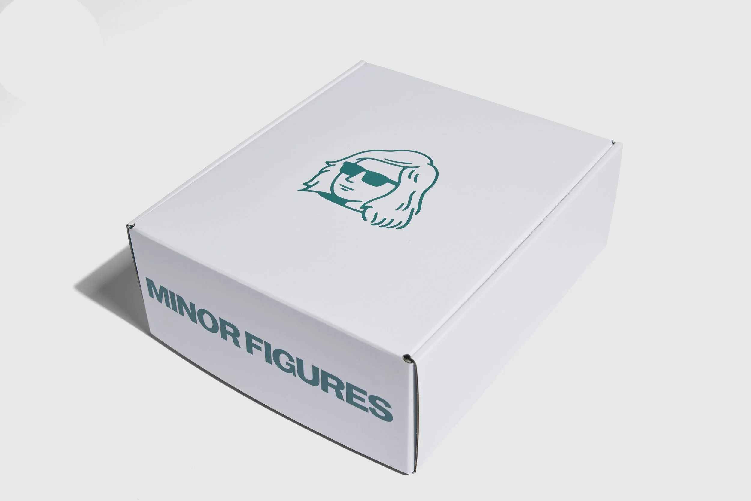 Minor_Figures_Box_WideAngle.jpg