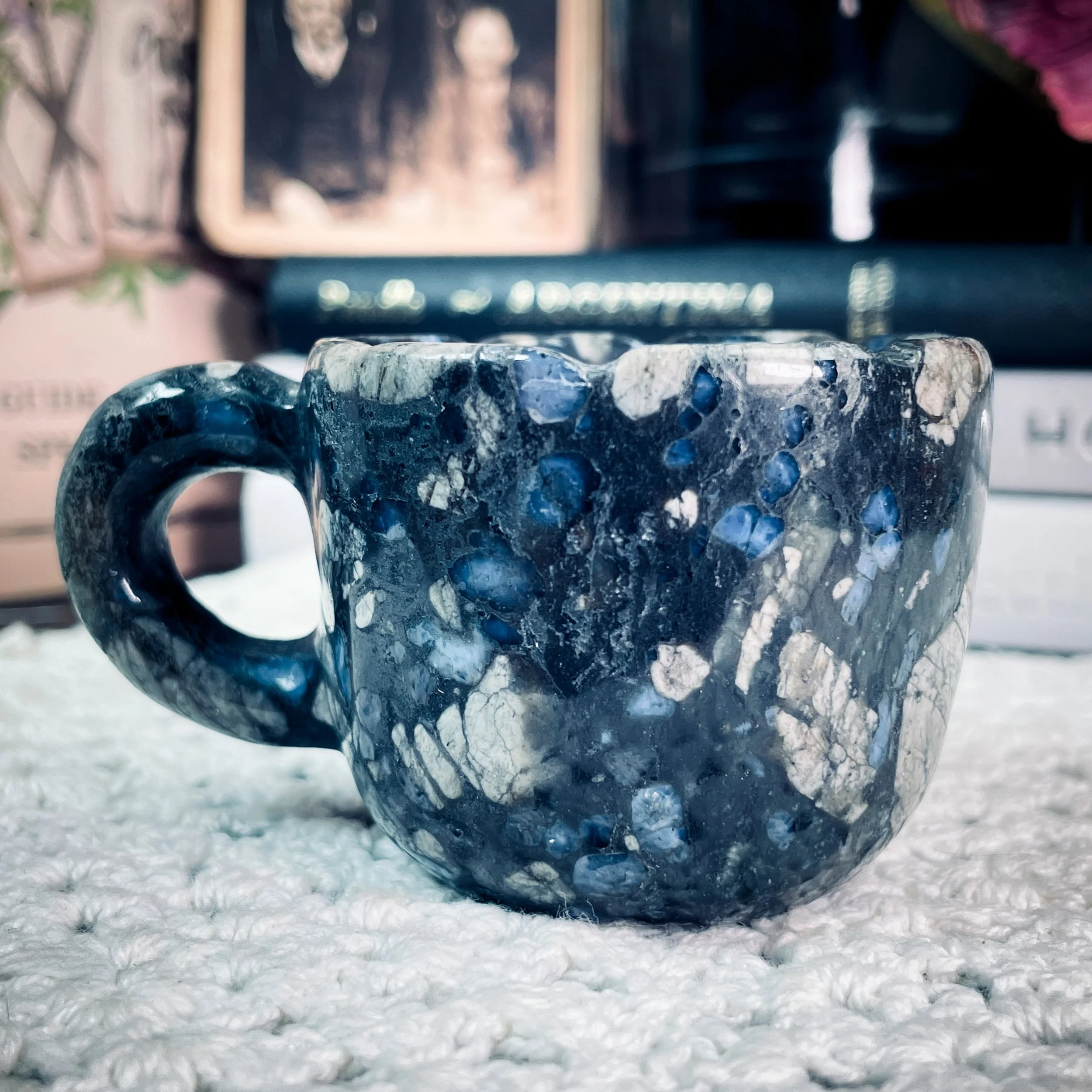 Que Sera Tea Cup 4.jpg