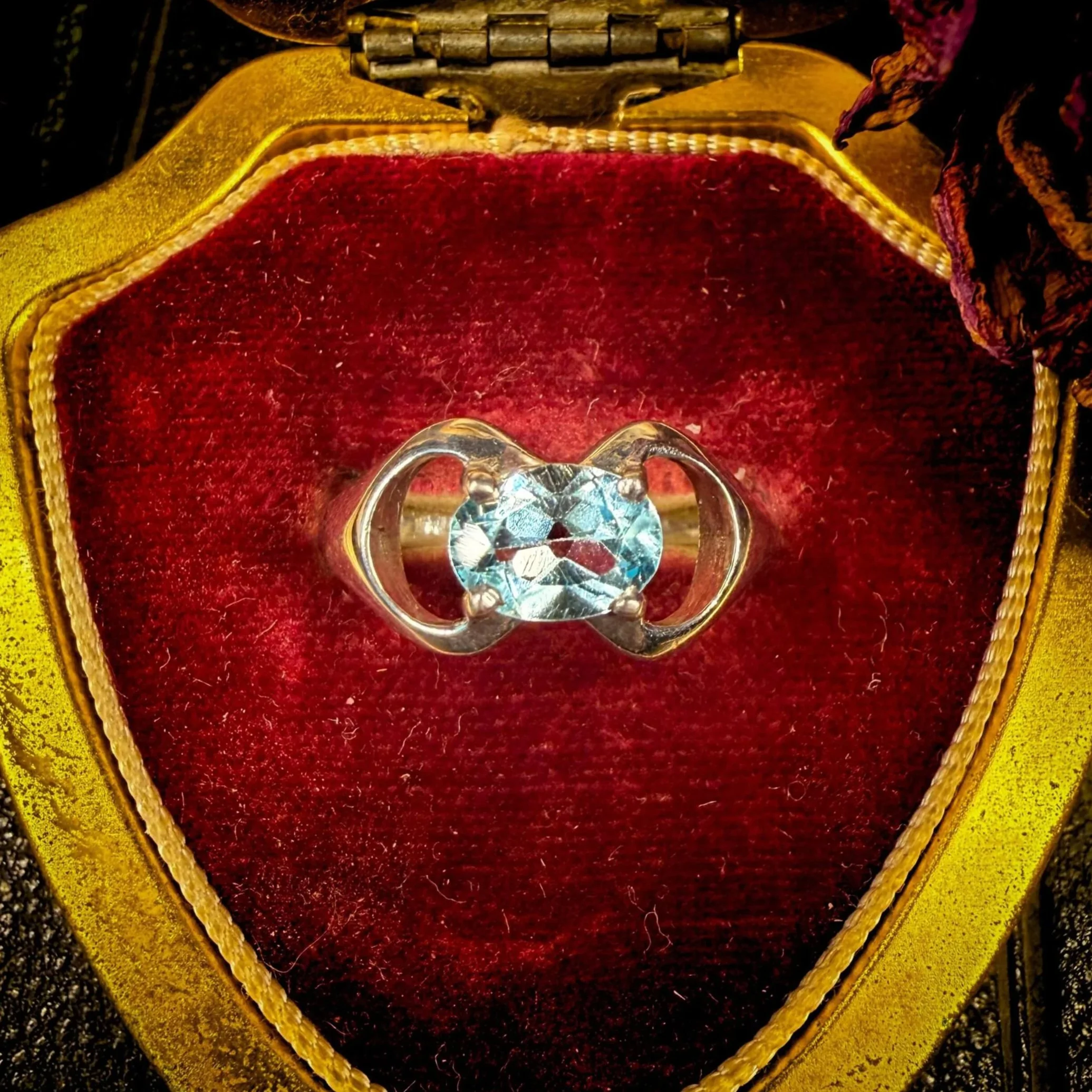 Aquamarine+East+West+Ring+Size+8-2.jpg