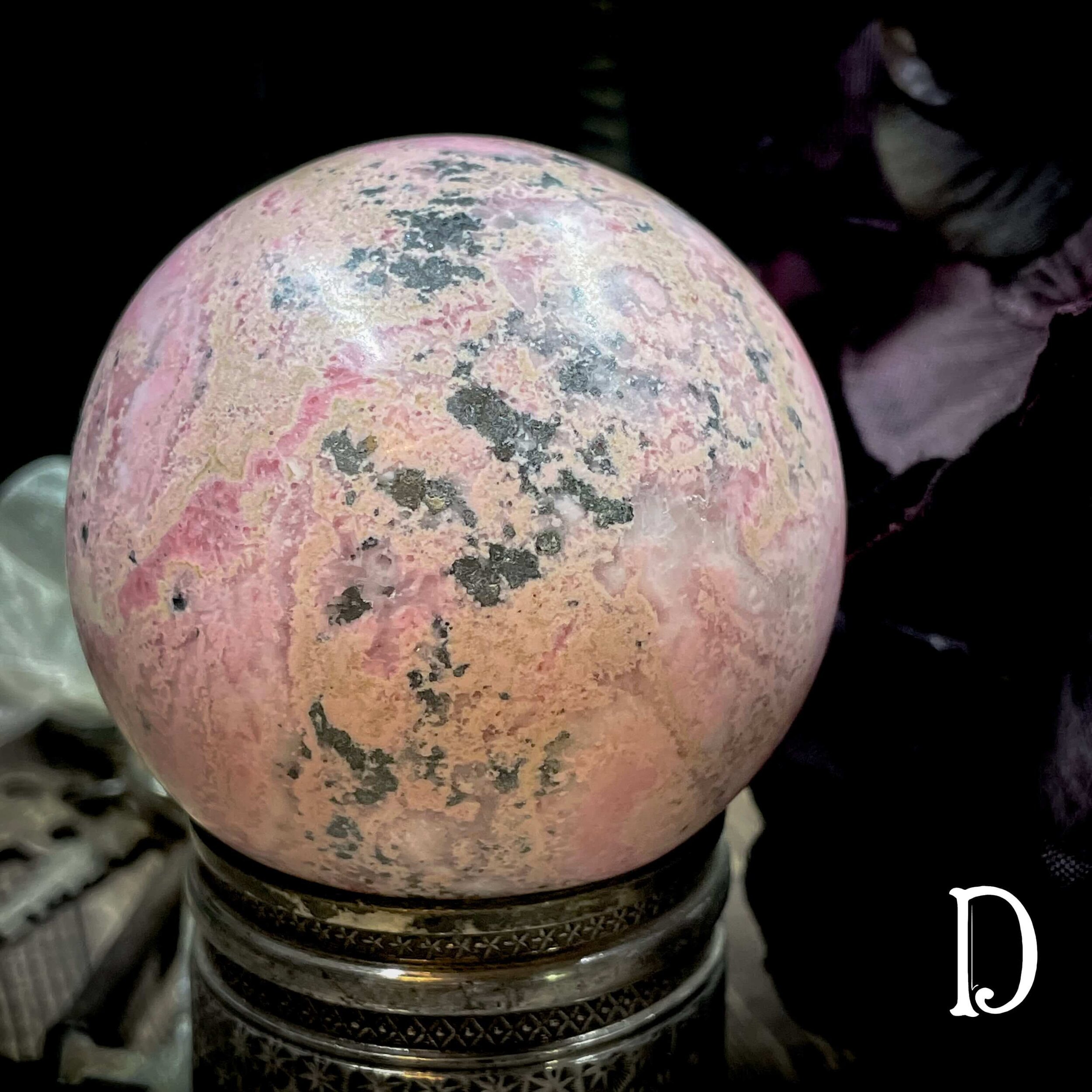 Rhodochrosite+Sphere+D1.jpeg