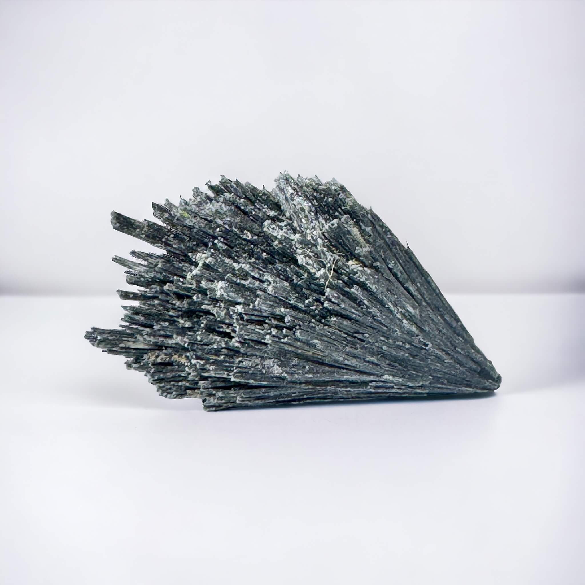 black kyanite blade 2.jpeg