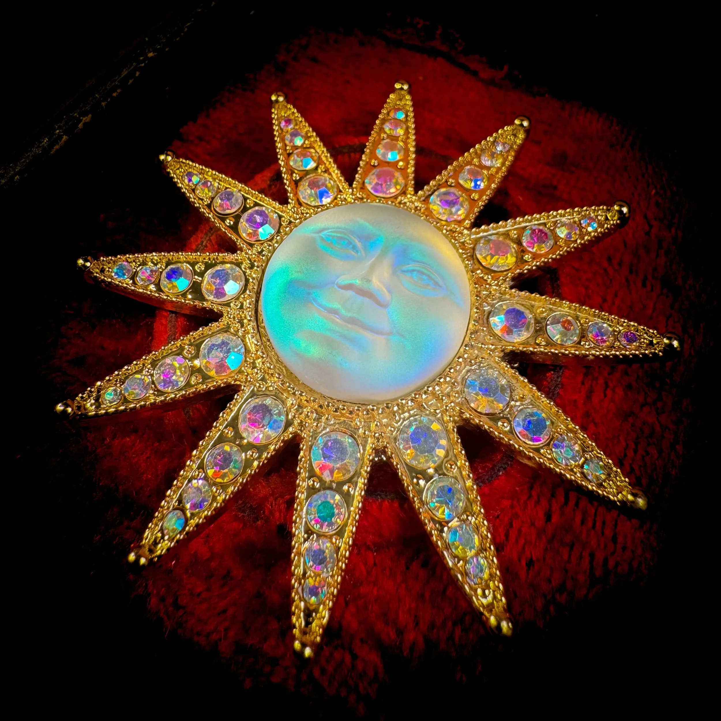 Sun Brooch 1.jpg