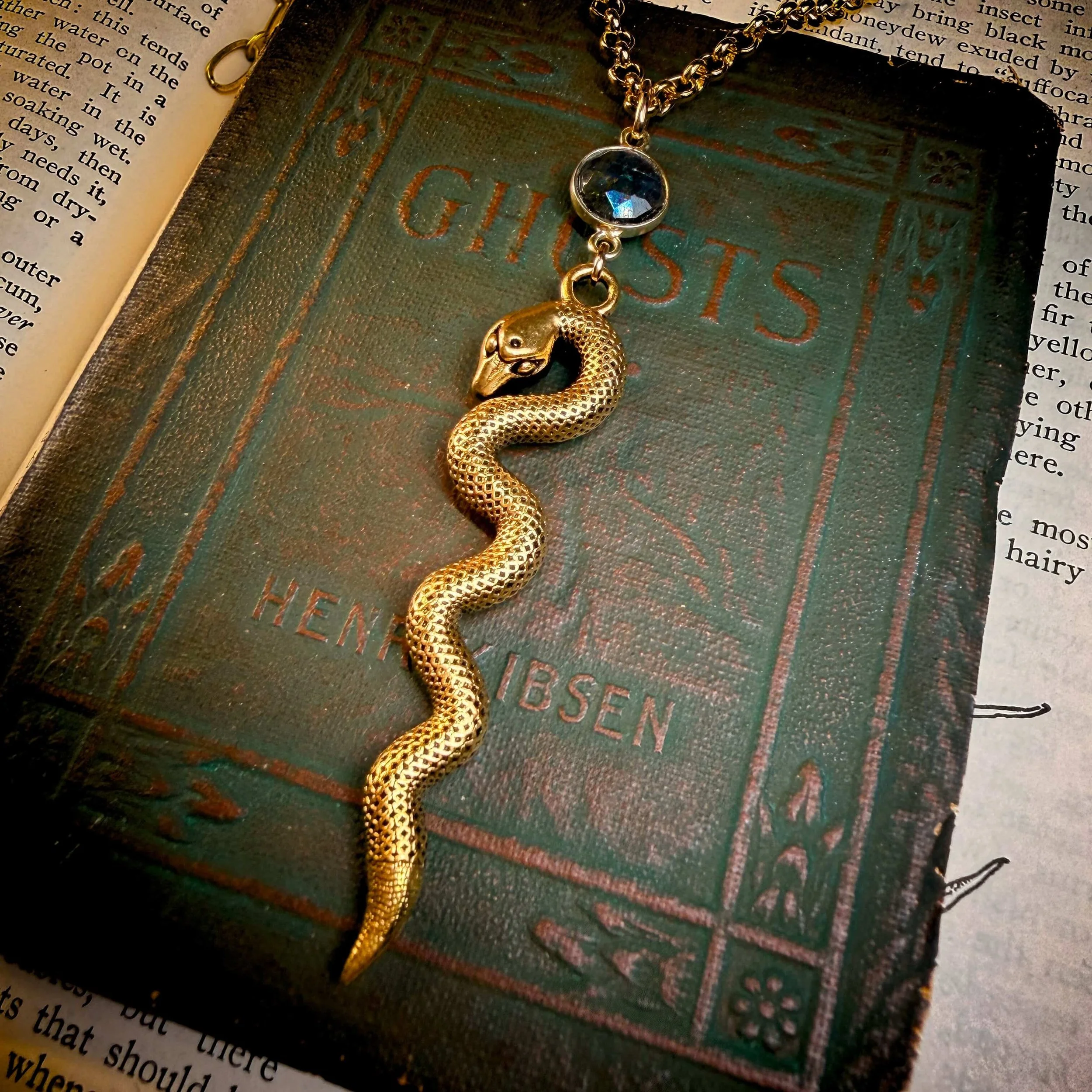 Gold Snake Necklace 11.jpg