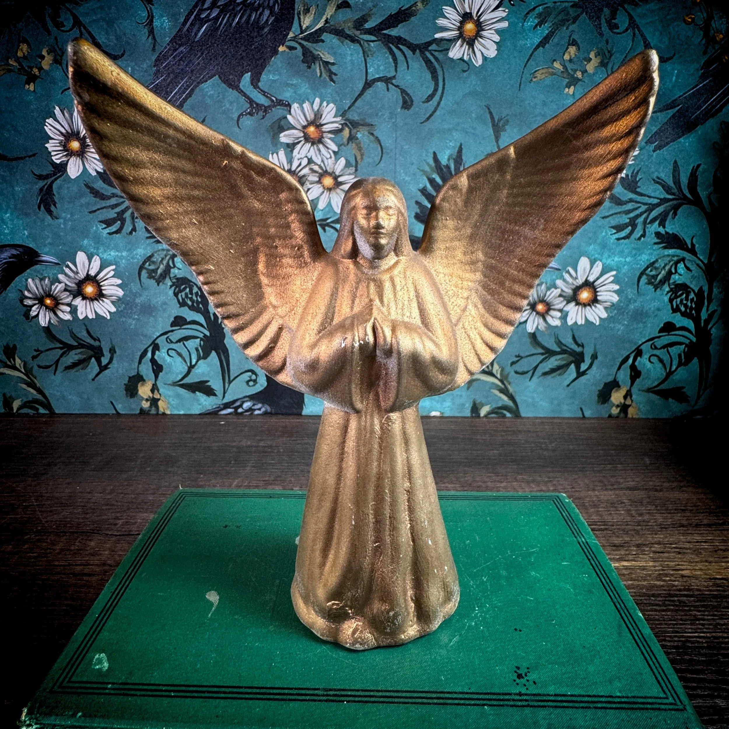 Vintage Ceramic Angel Figurine 10.jpg