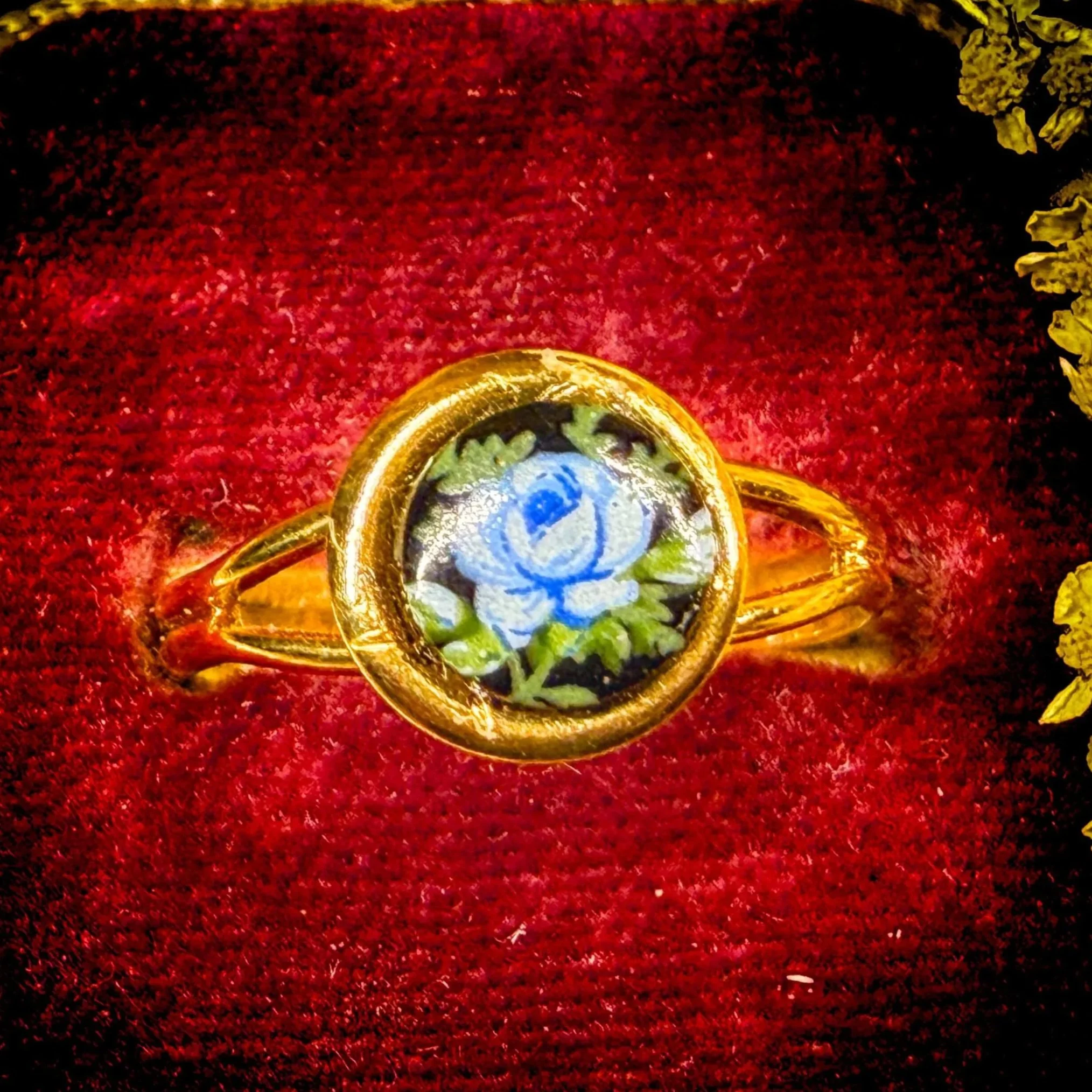 Enamel+Rose+7+2.jpg